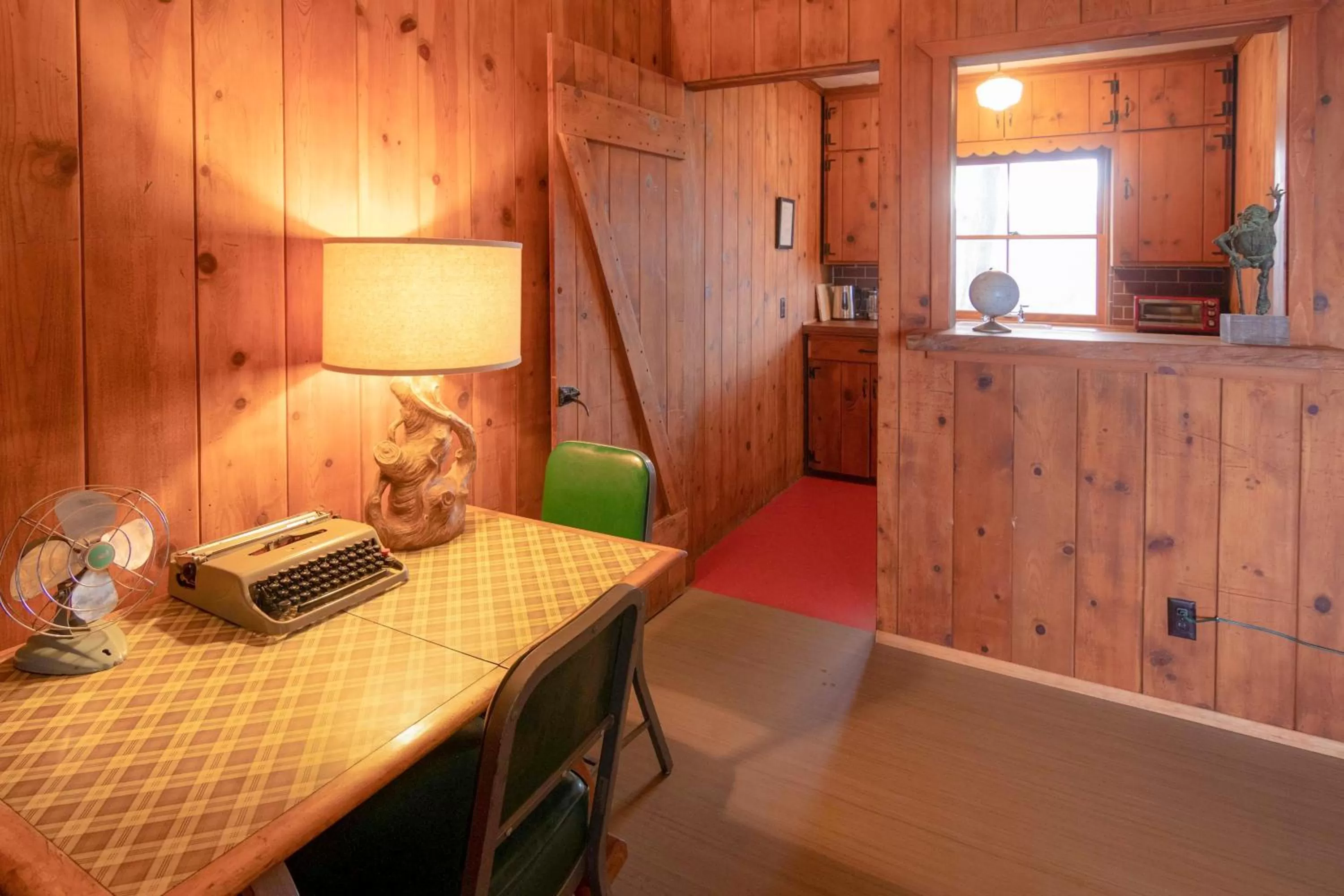 Kitchen/Kitchenette in Joshua Tree Ranch House