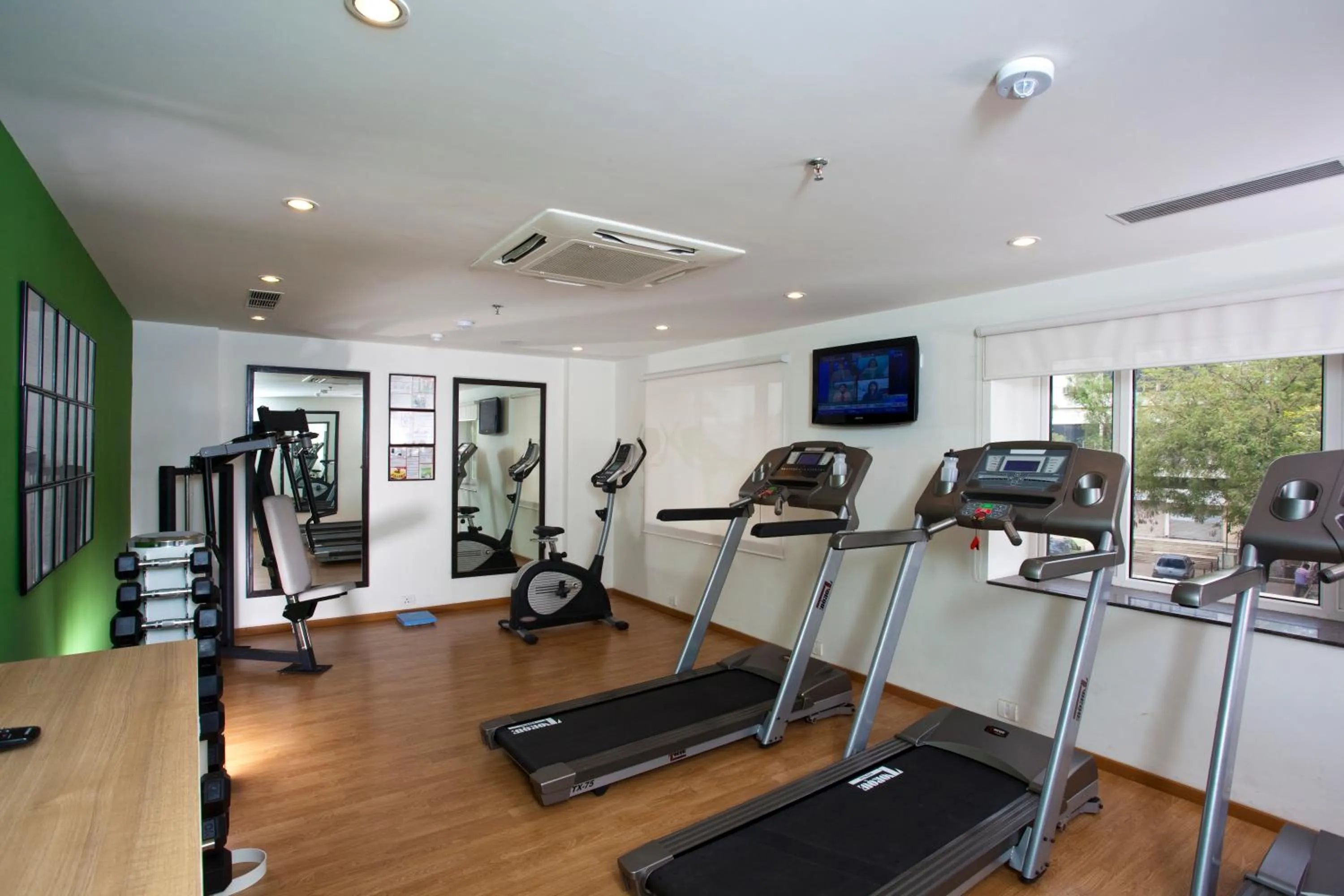 Fitness centre/facilities in Lemon Tree Hotel, Ahmedabad