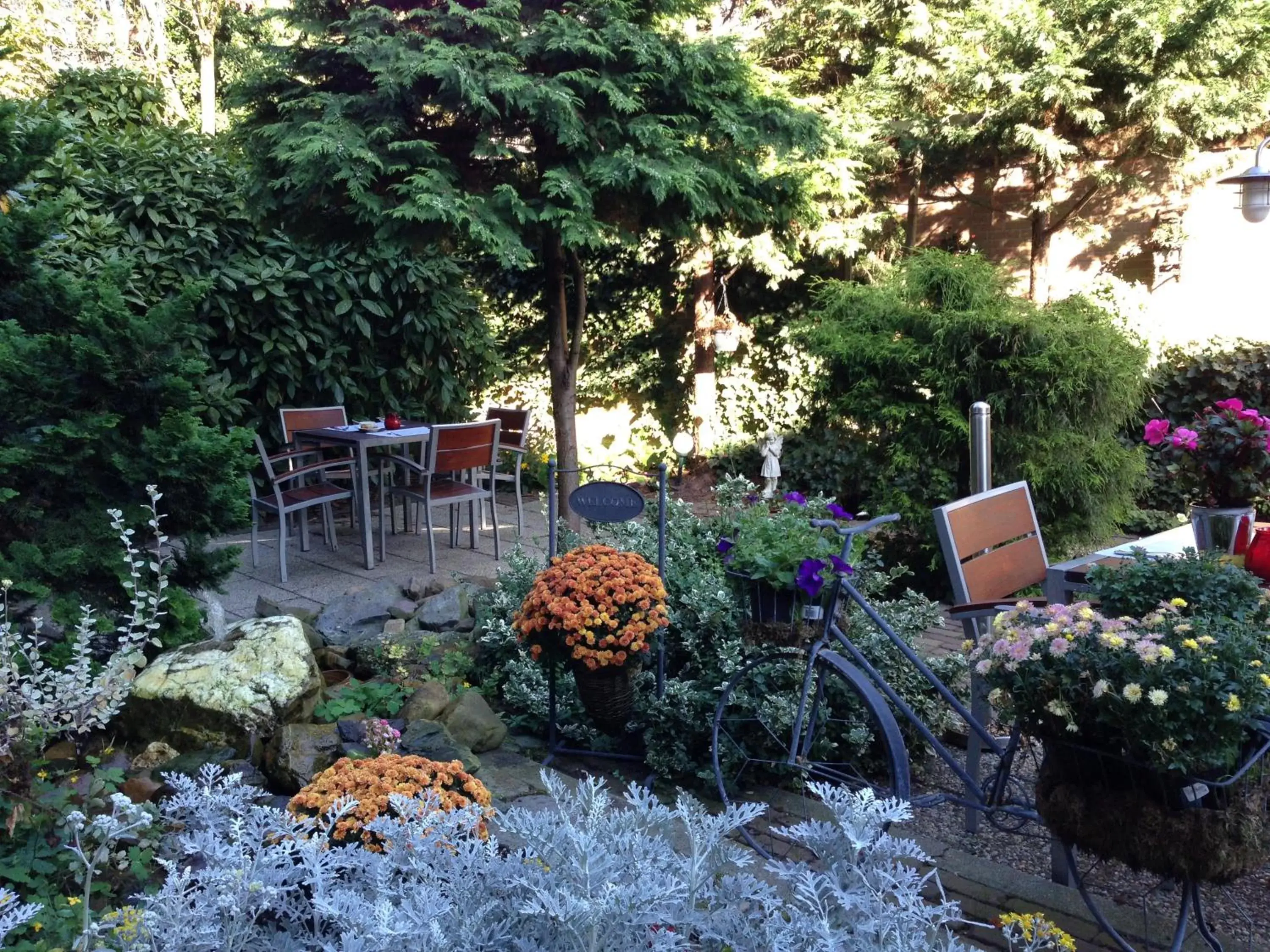 Garden view in Hotel Van Walsum