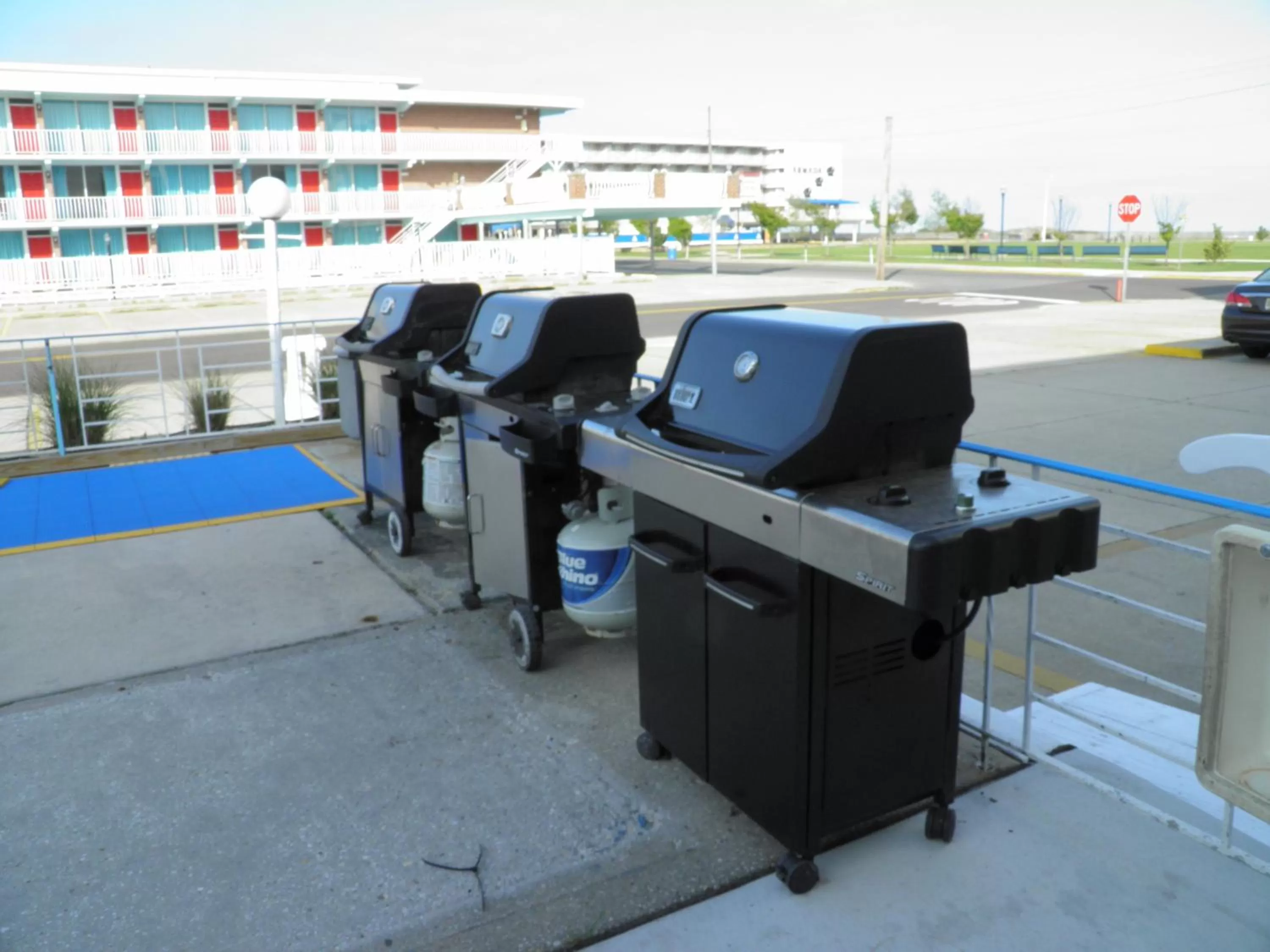 Day, BBQ Facilities in Cara Mara Resort