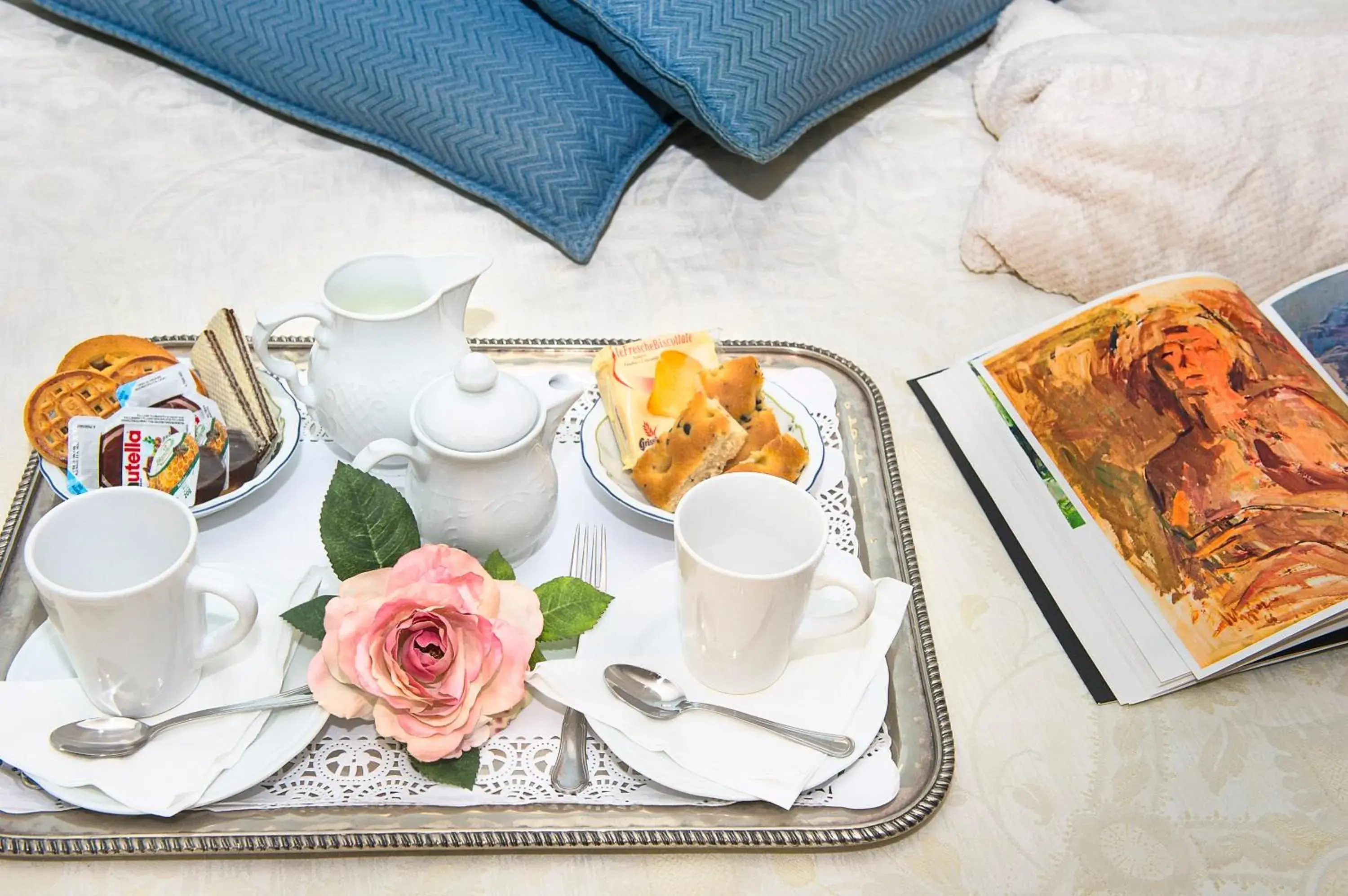 Breakfast in Grande Albergo Quattro Stagioni Breakfast in Grande Albergo Quattro Stagioni