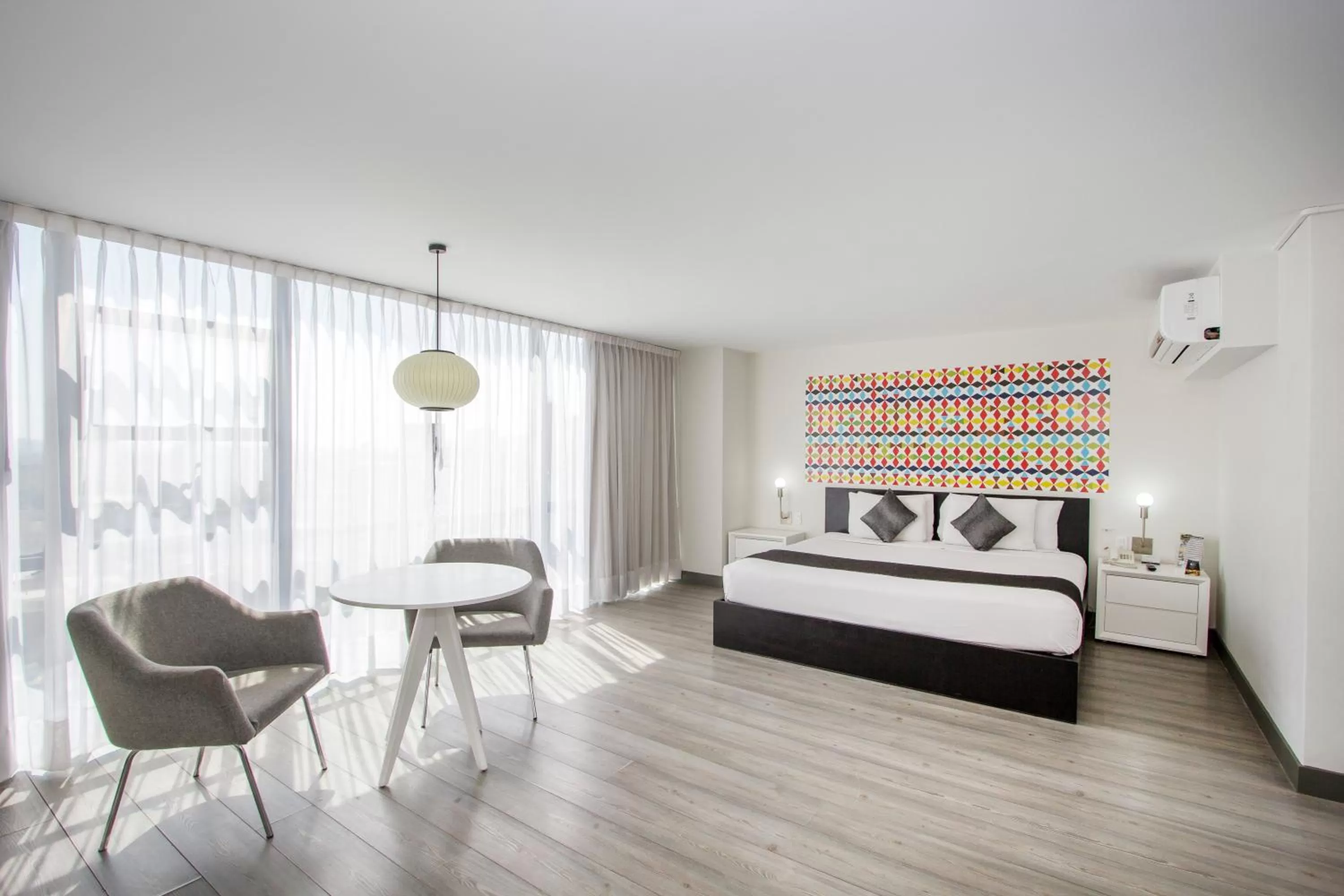 Photo of the whole room, Bed in Hotel El Ejecutivo by Reforma Avenue