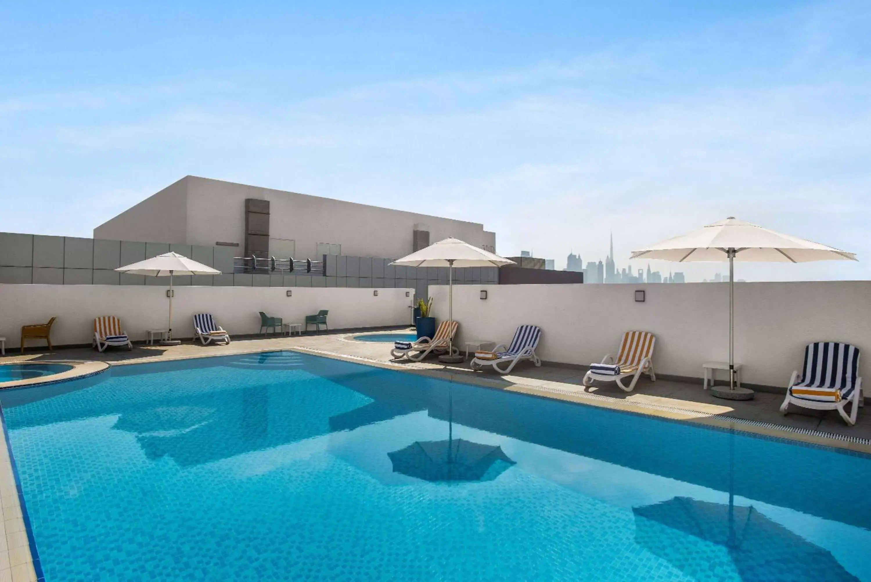 Swimming Pool in La Quinta by Wyndham Dubai Jumeirah