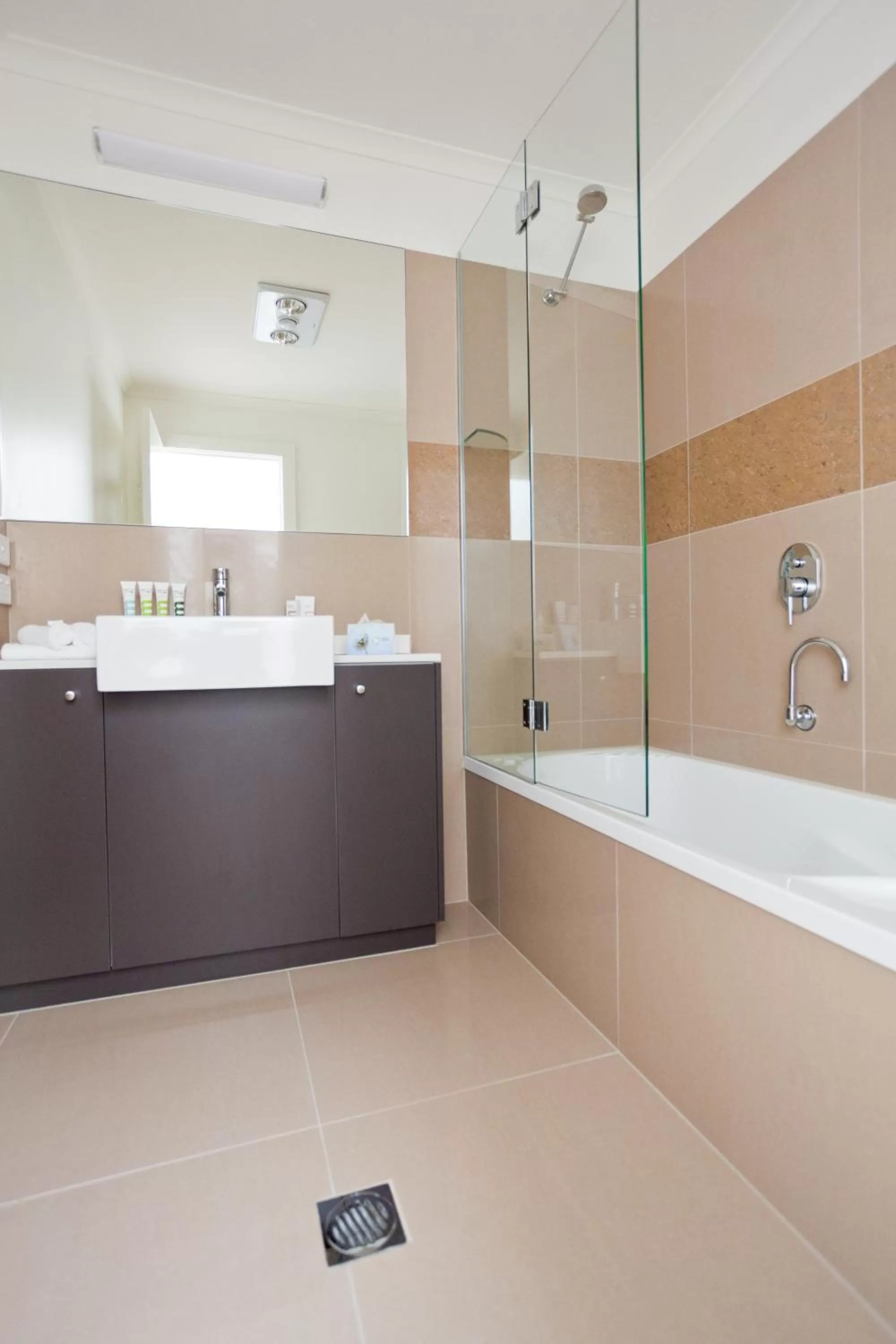 Bathroom in Bairnsdale International