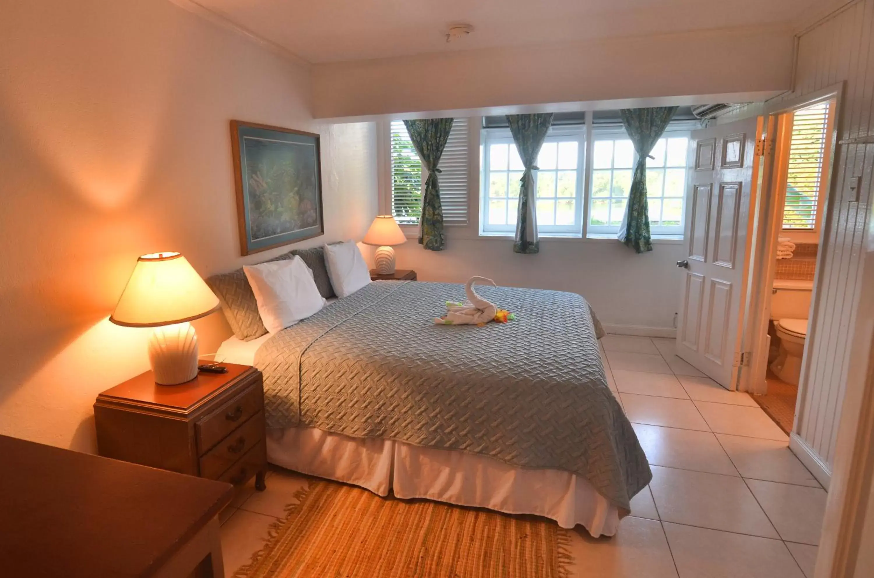 Photo of the whole room, Bed in Moon San Villa at the Blue Lagoon