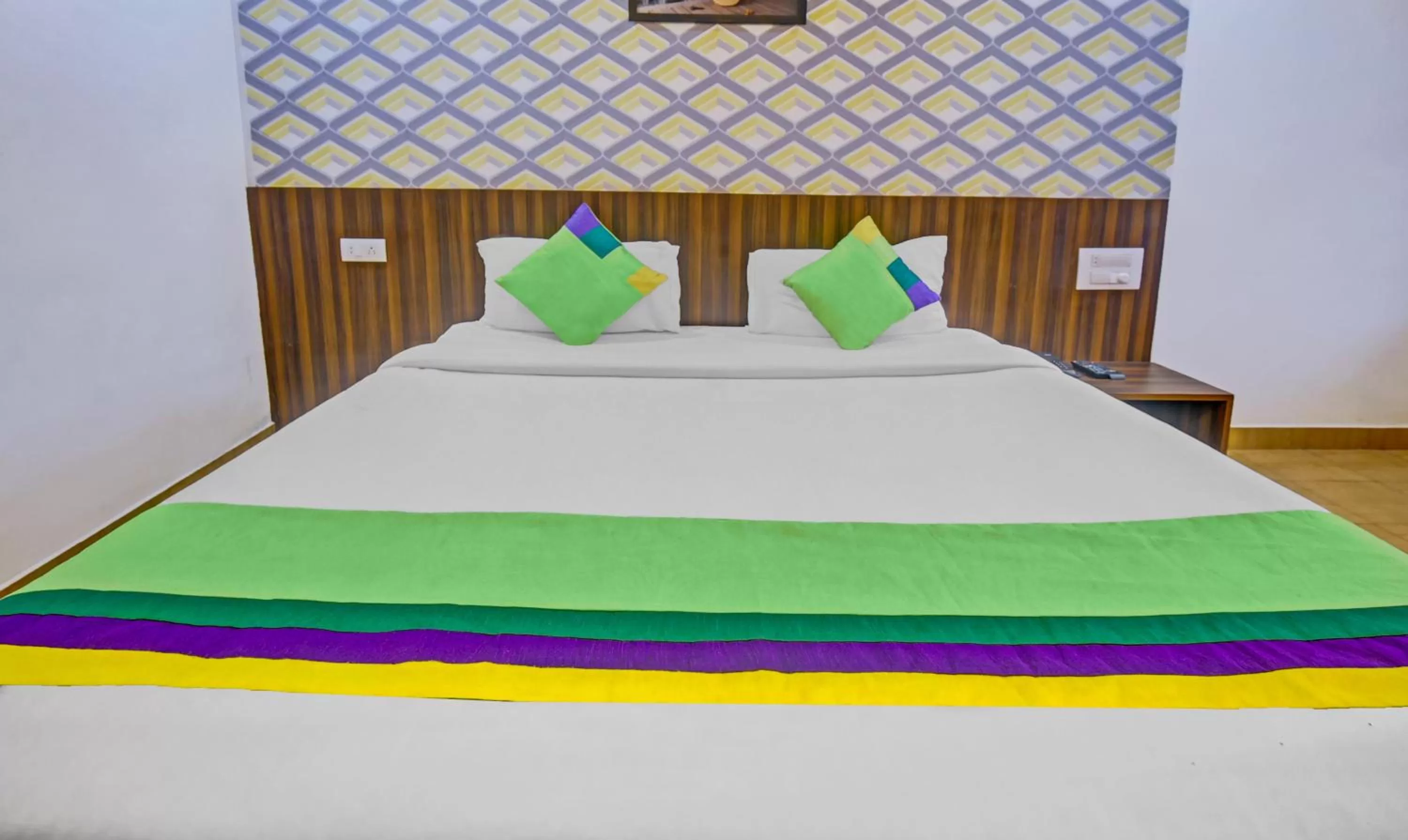 Bedroom, Bed in Itsy Hotels Igloo Residency Raja Seat