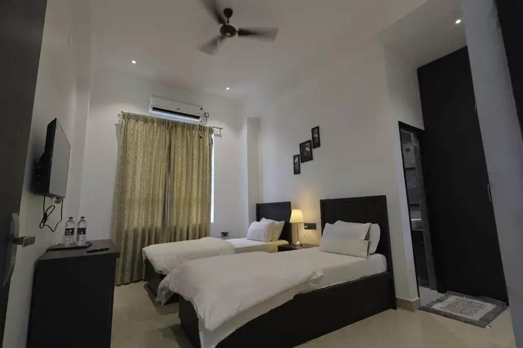 Bed in The White Lotus Bed in The White Lotus