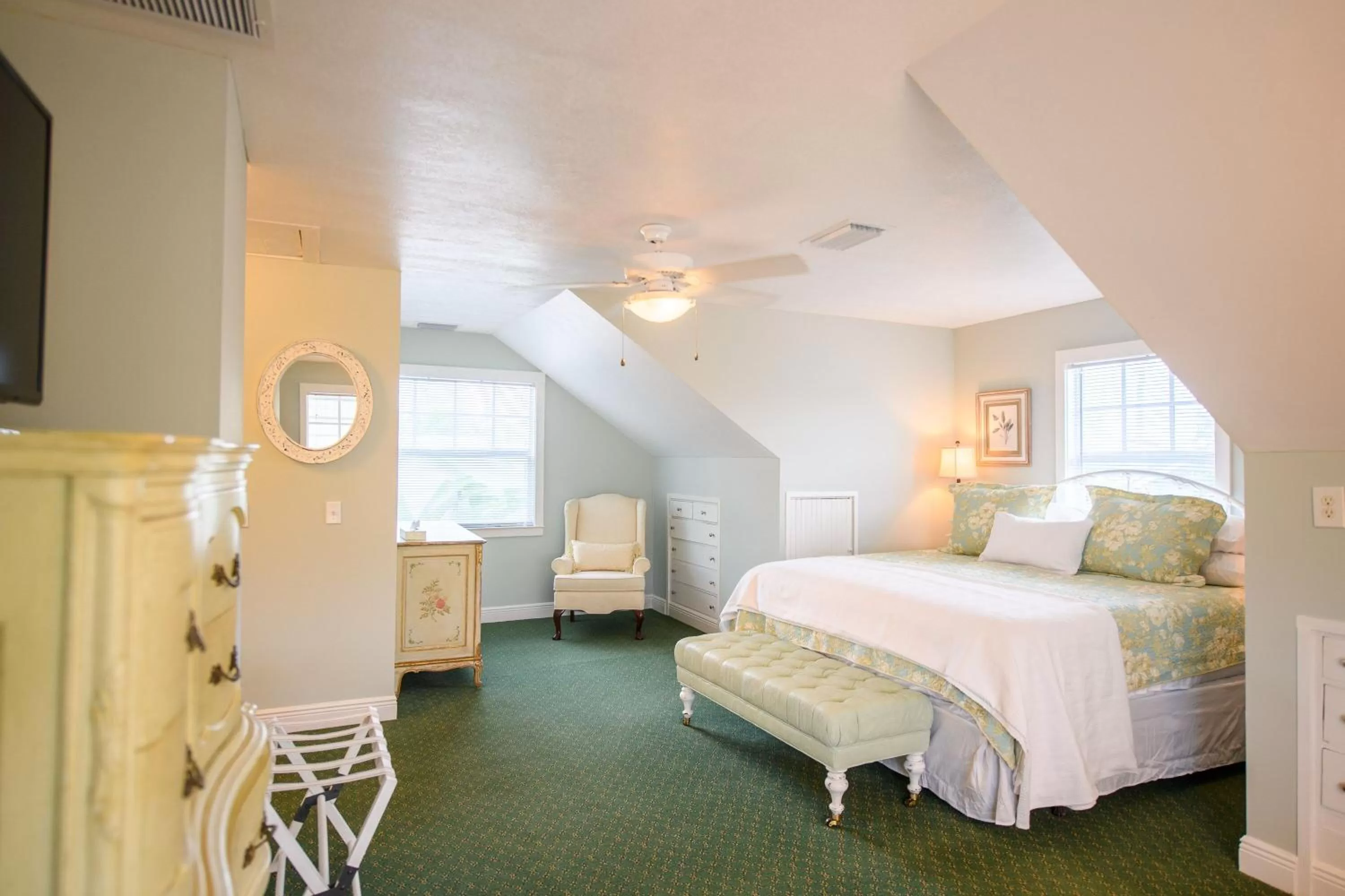 Bed in Old Colorado Inn