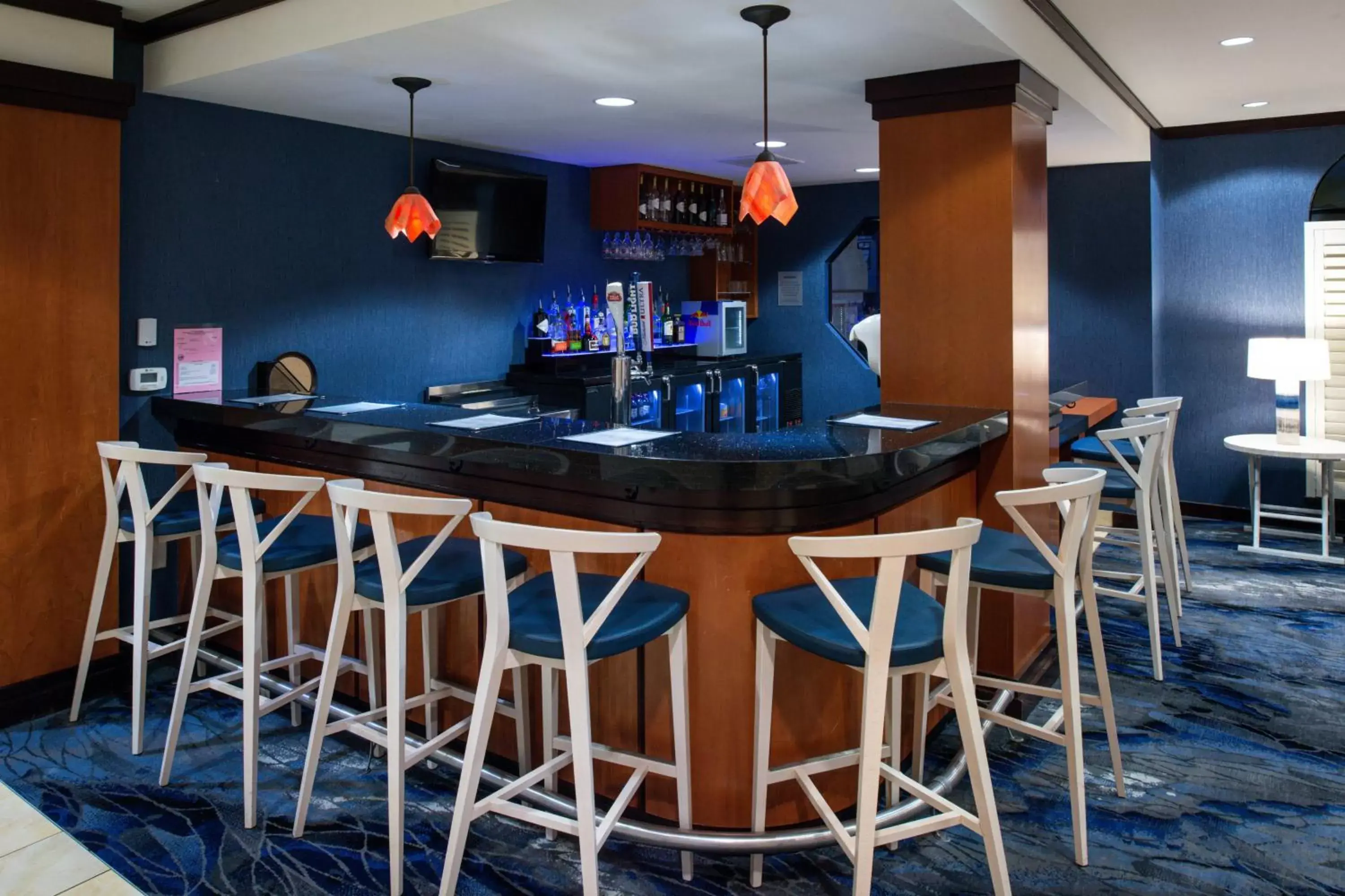Restaurant/places to eat, Lounge/Bar in Fairfield Inn & Suites Santa Cruz - Capitola