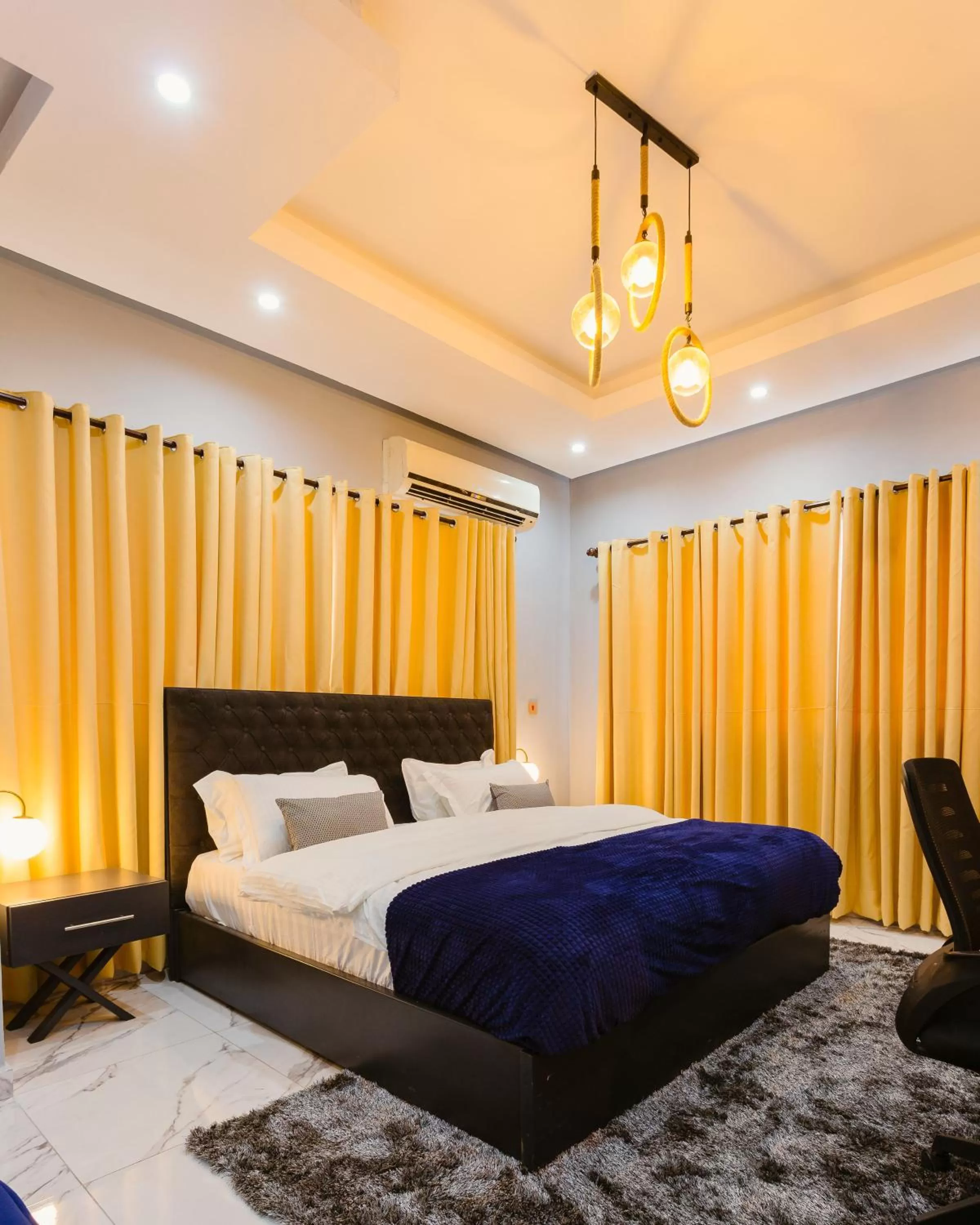 Bedroom, Bed in The Avery Suites, East Legon