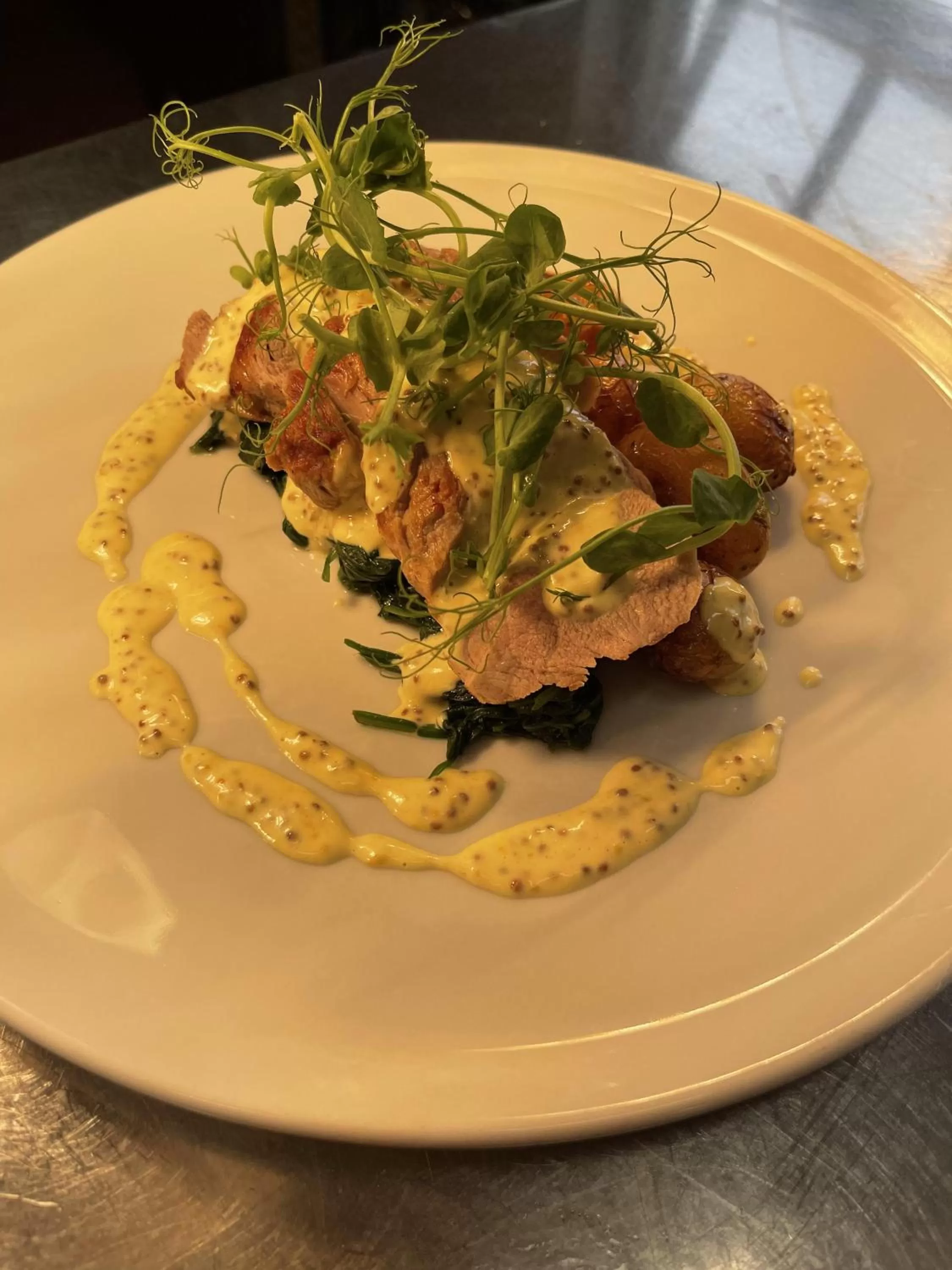 Dining area in Wellington Inn