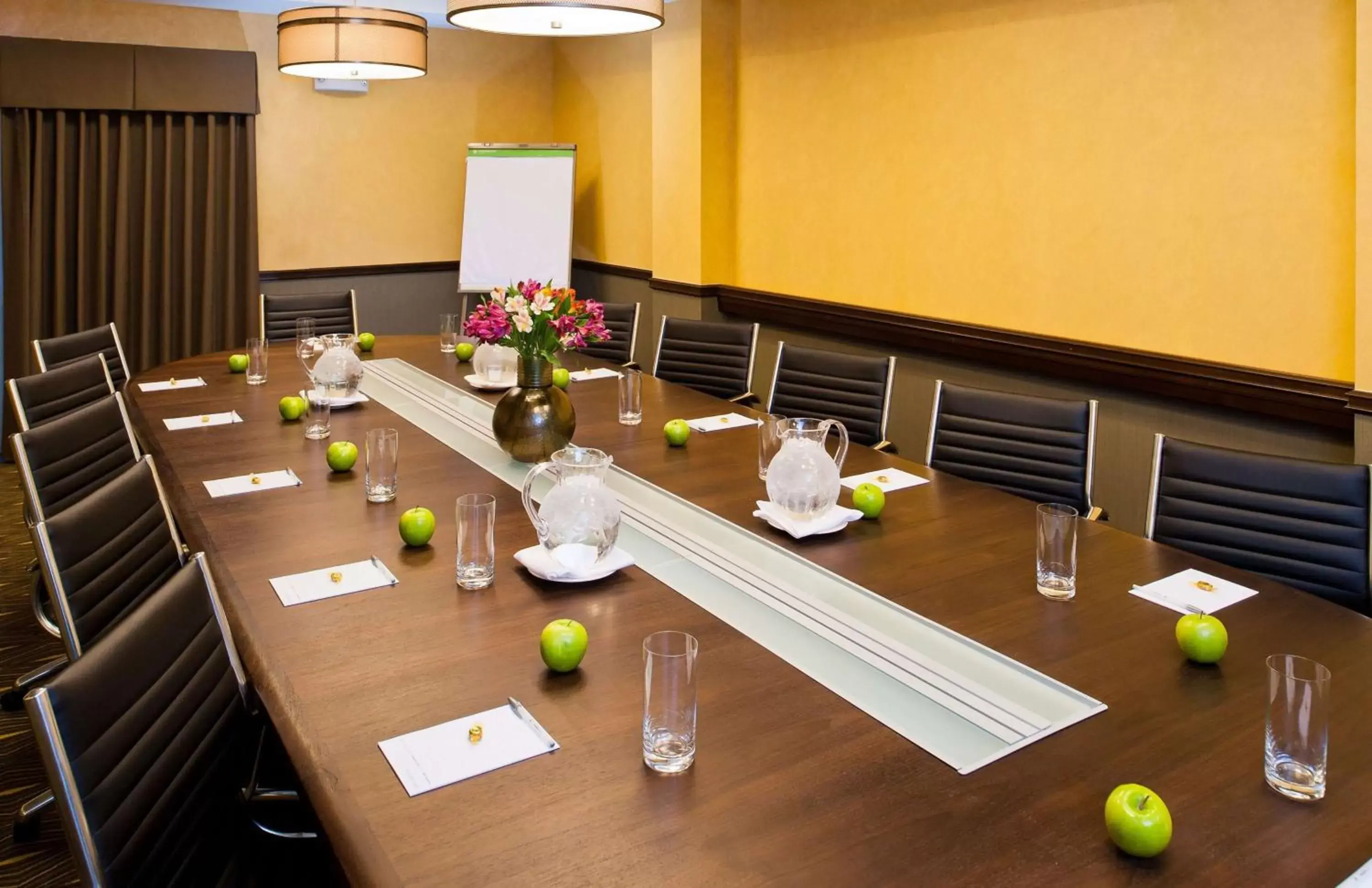 Meeting/conference room in Hampton by Hilton Shelton