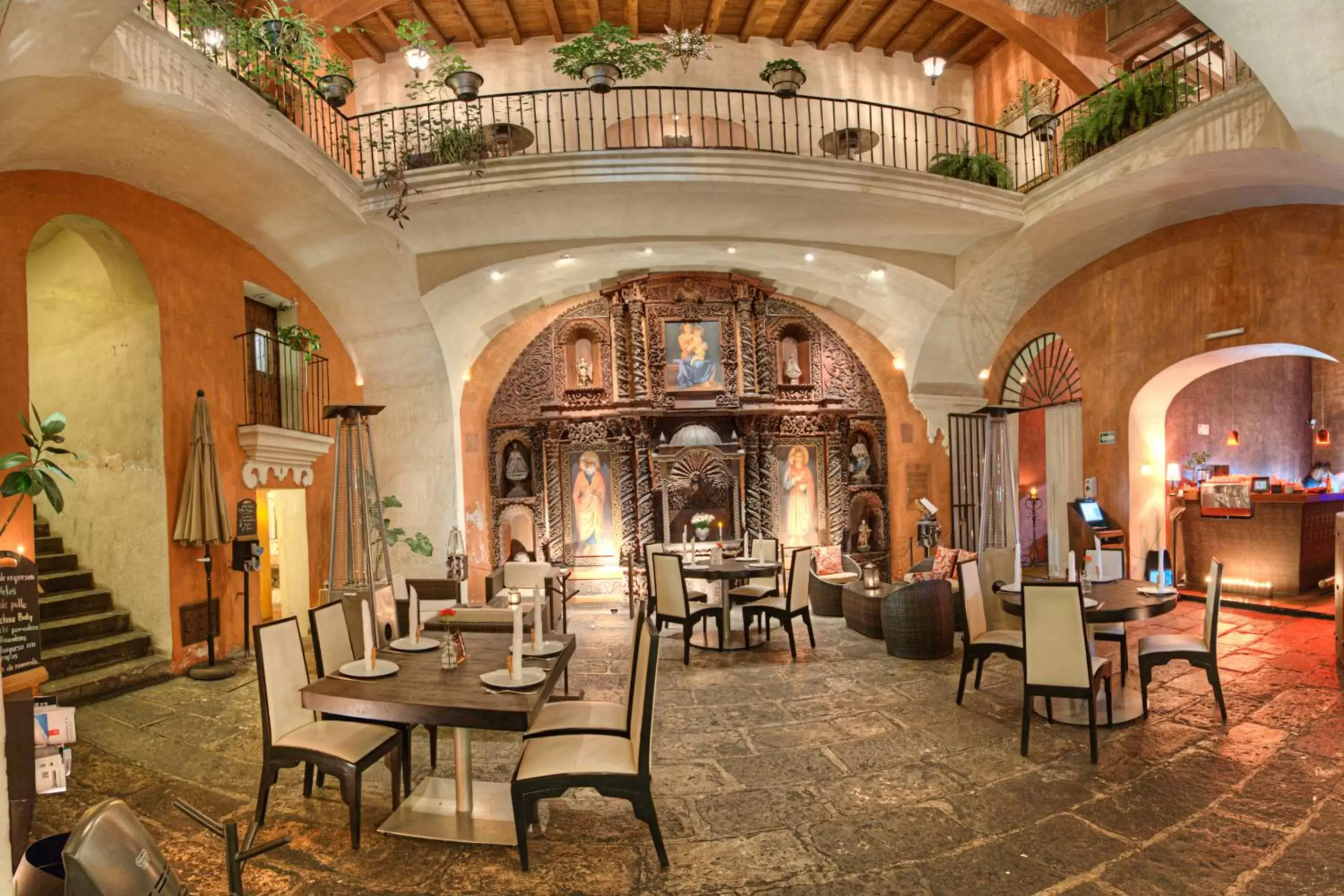 Restaurant/Places to Eat in Hotel Señorial