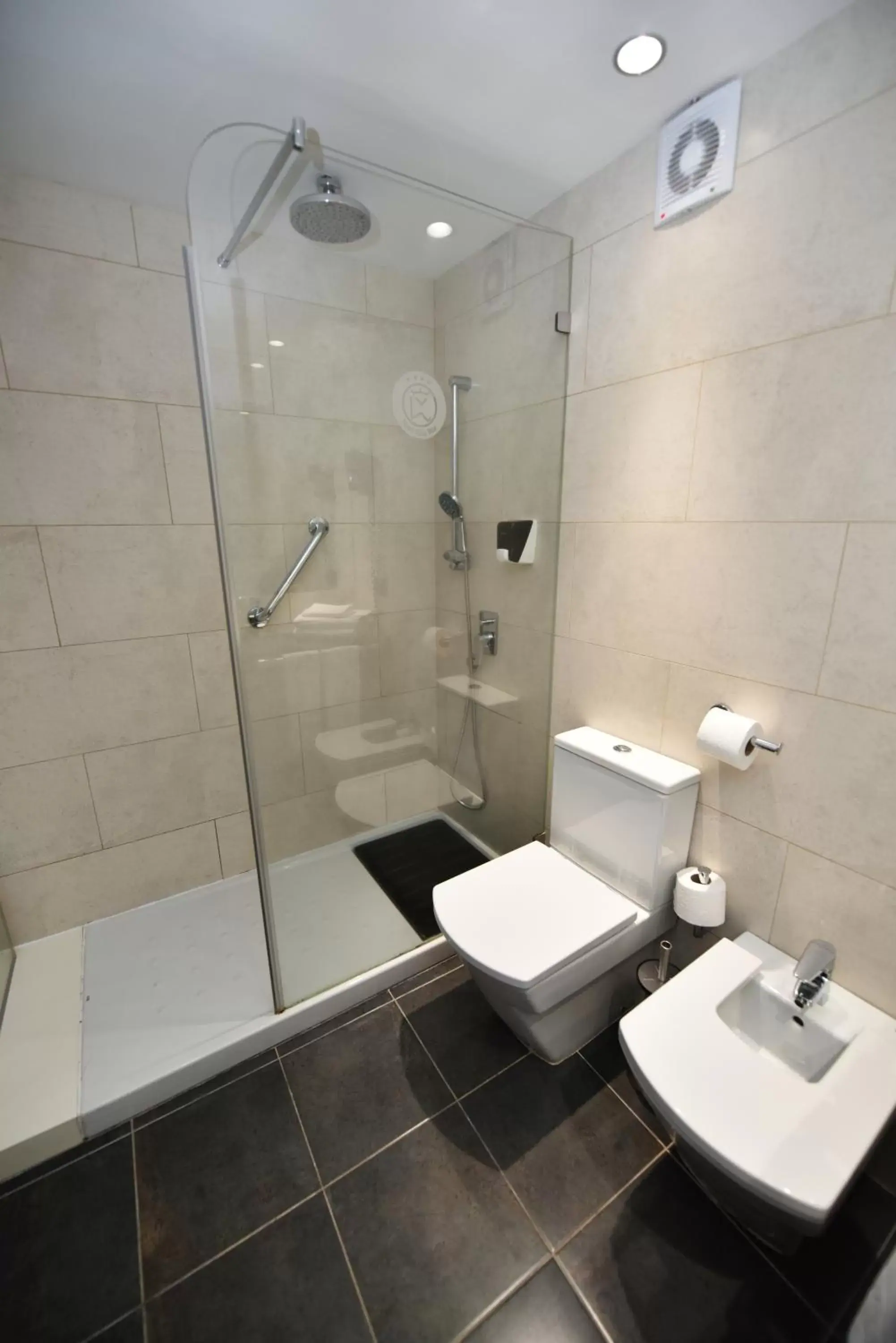 Bathroom in Hotel Vallemar