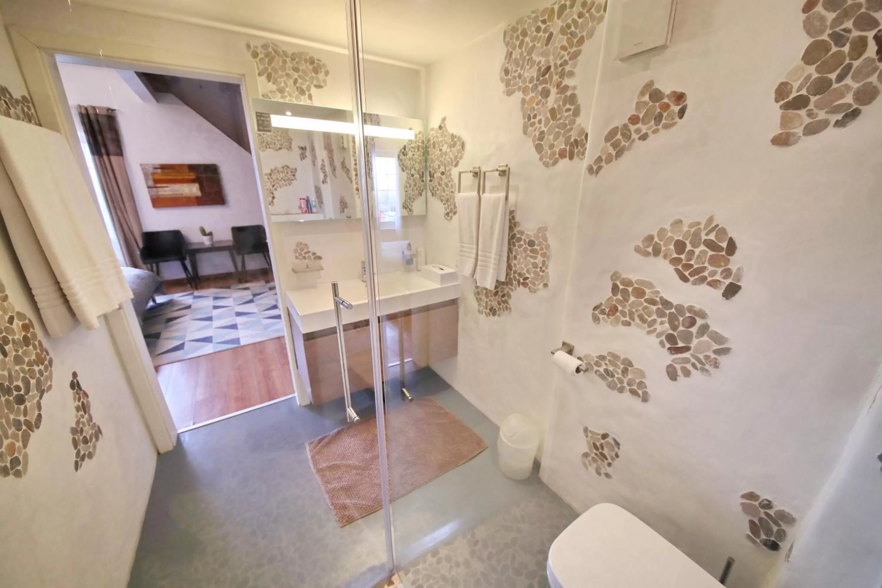 Bathroom in B&B Corseaux Beach & Riviera Beach