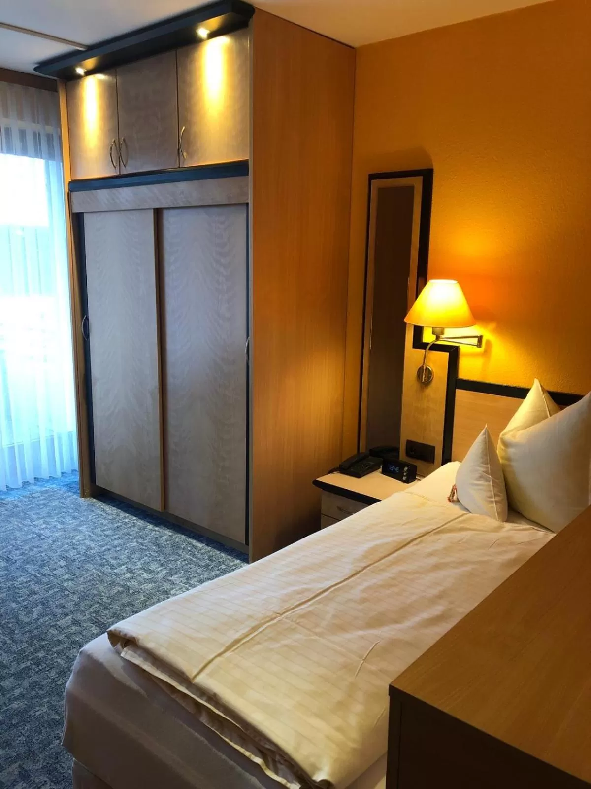 Photo of the whole room, Bed in Hotel Windspiel