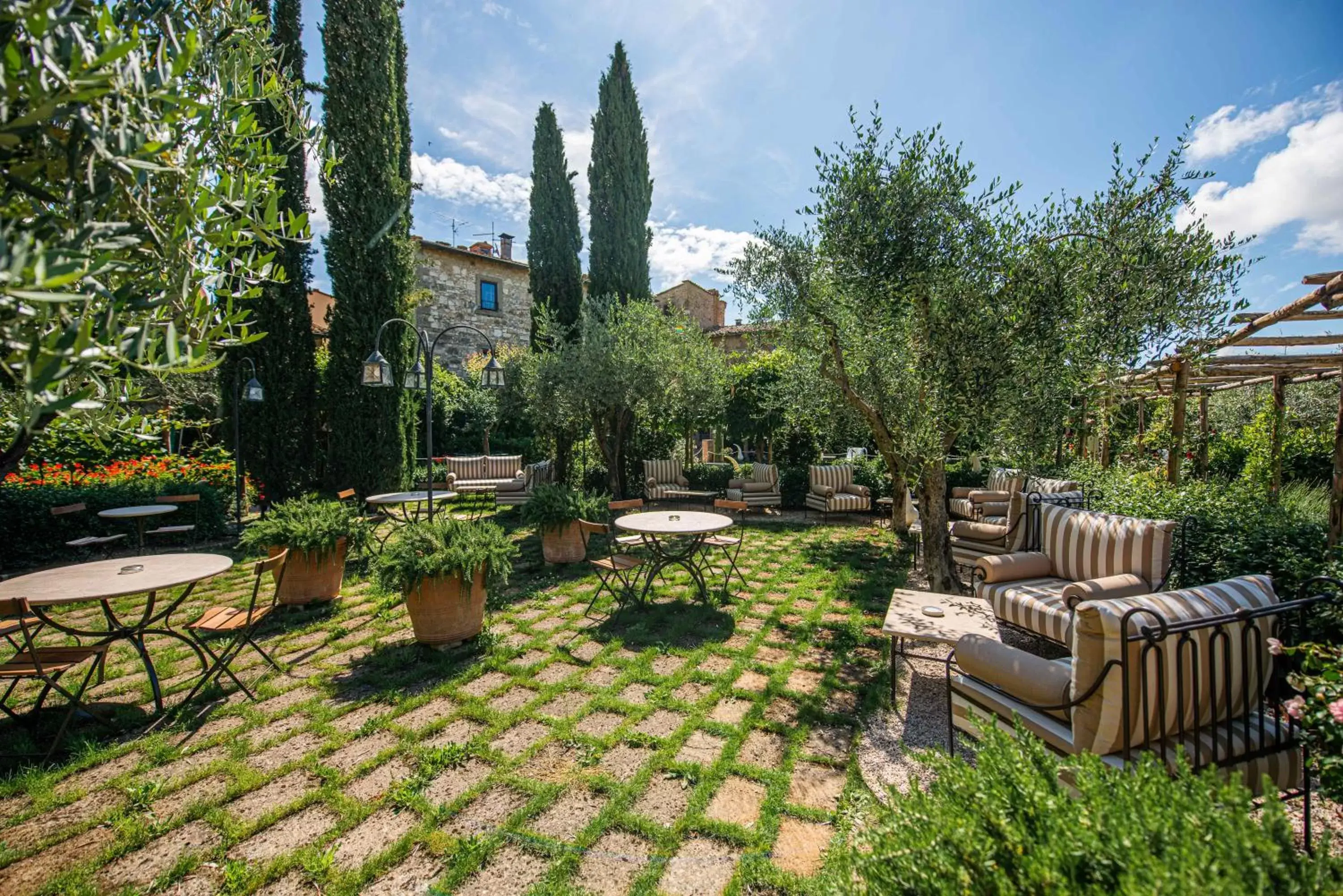 Place of worship, Garden in PALAZZO DEL CAPITANO Wellness & Relais - Luxury Borgo Capitano Collection