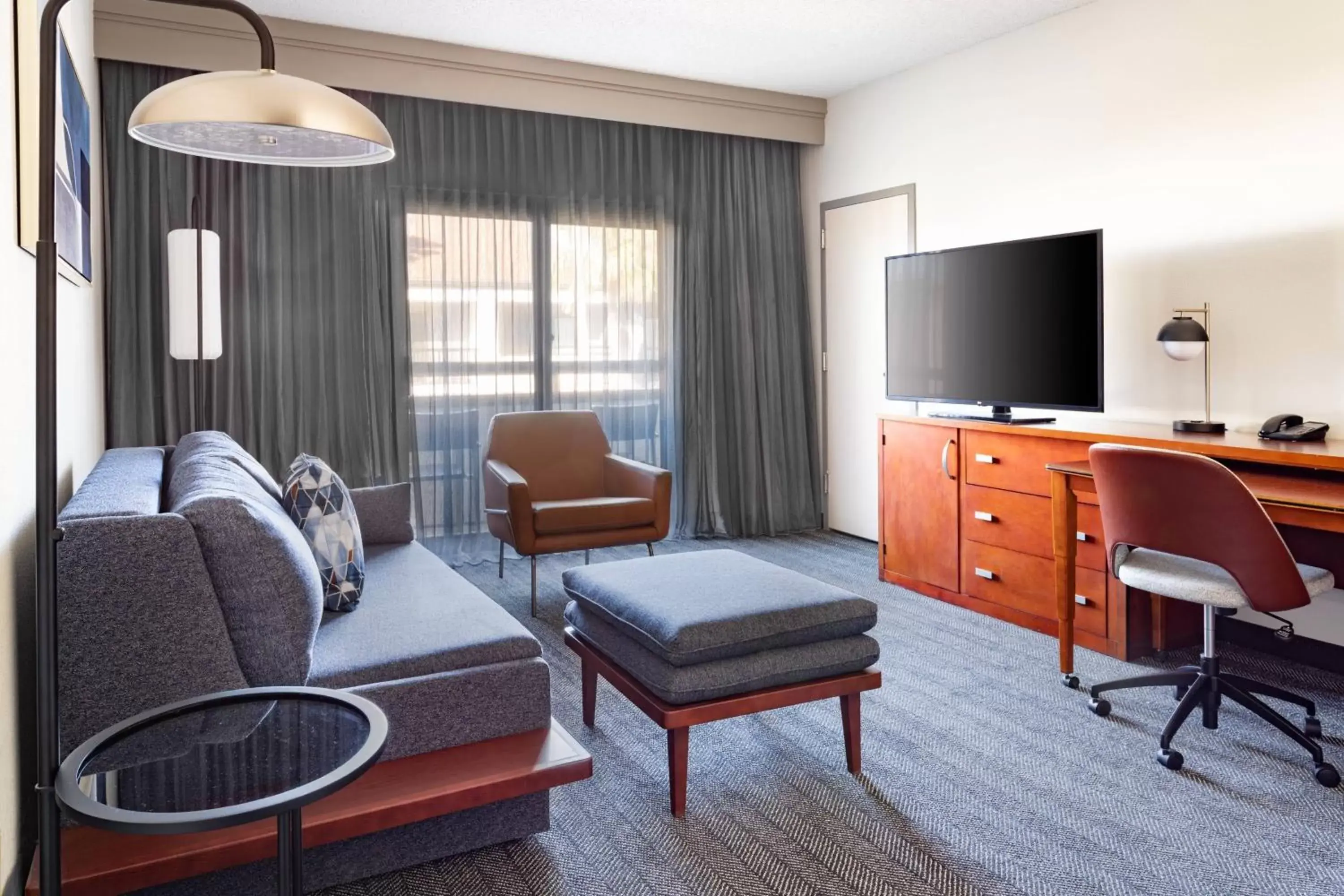 Suite, 2 Double, Sofa bed, Courtyard view in Courtyard St. Petersburg Clearwater Suite, 2 Double, Sofa bed, Courtyard view in Courtyard St. Petersburg Clearwater