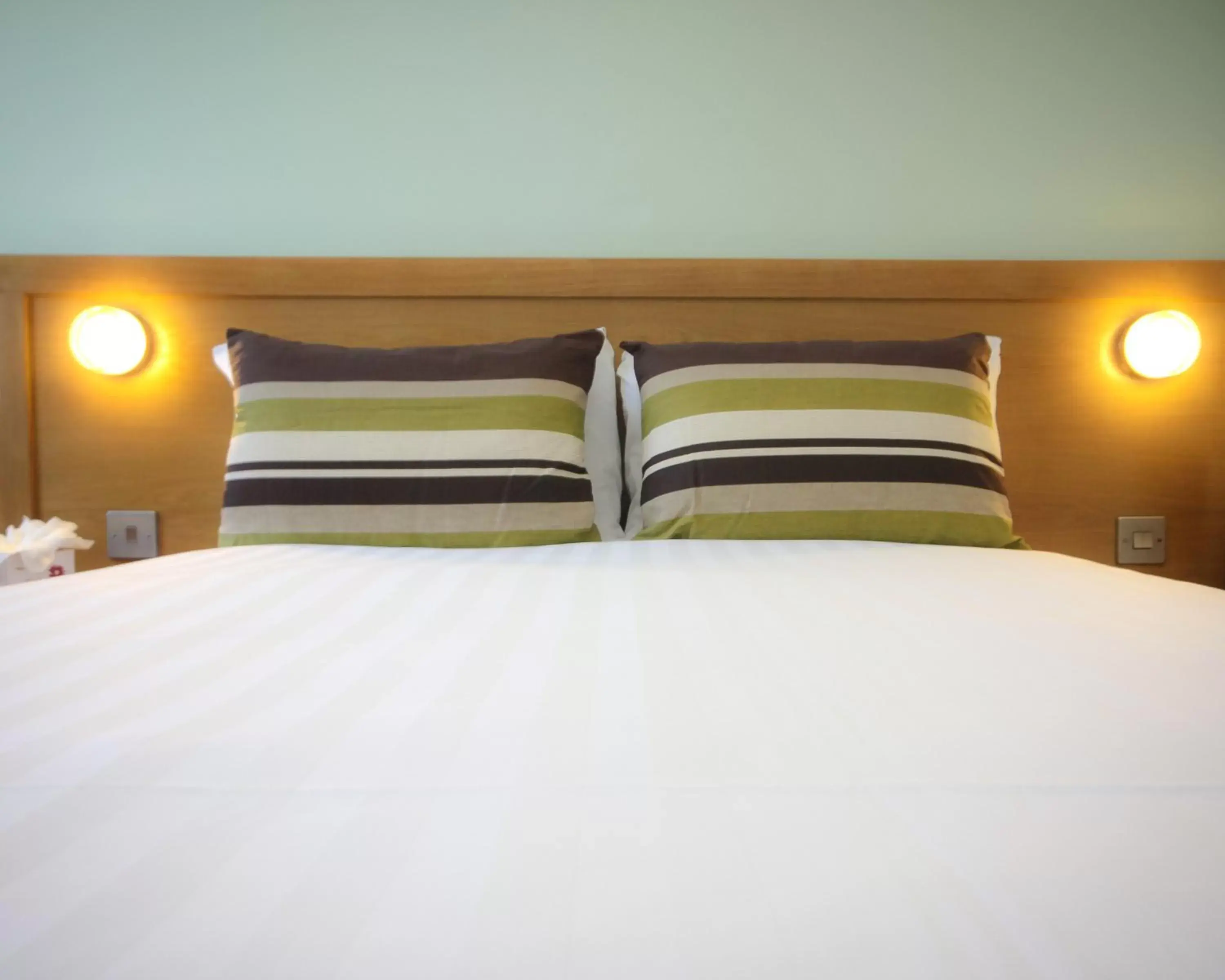 Bed in The Dolby Hotel Liverpool - Free city centre parking