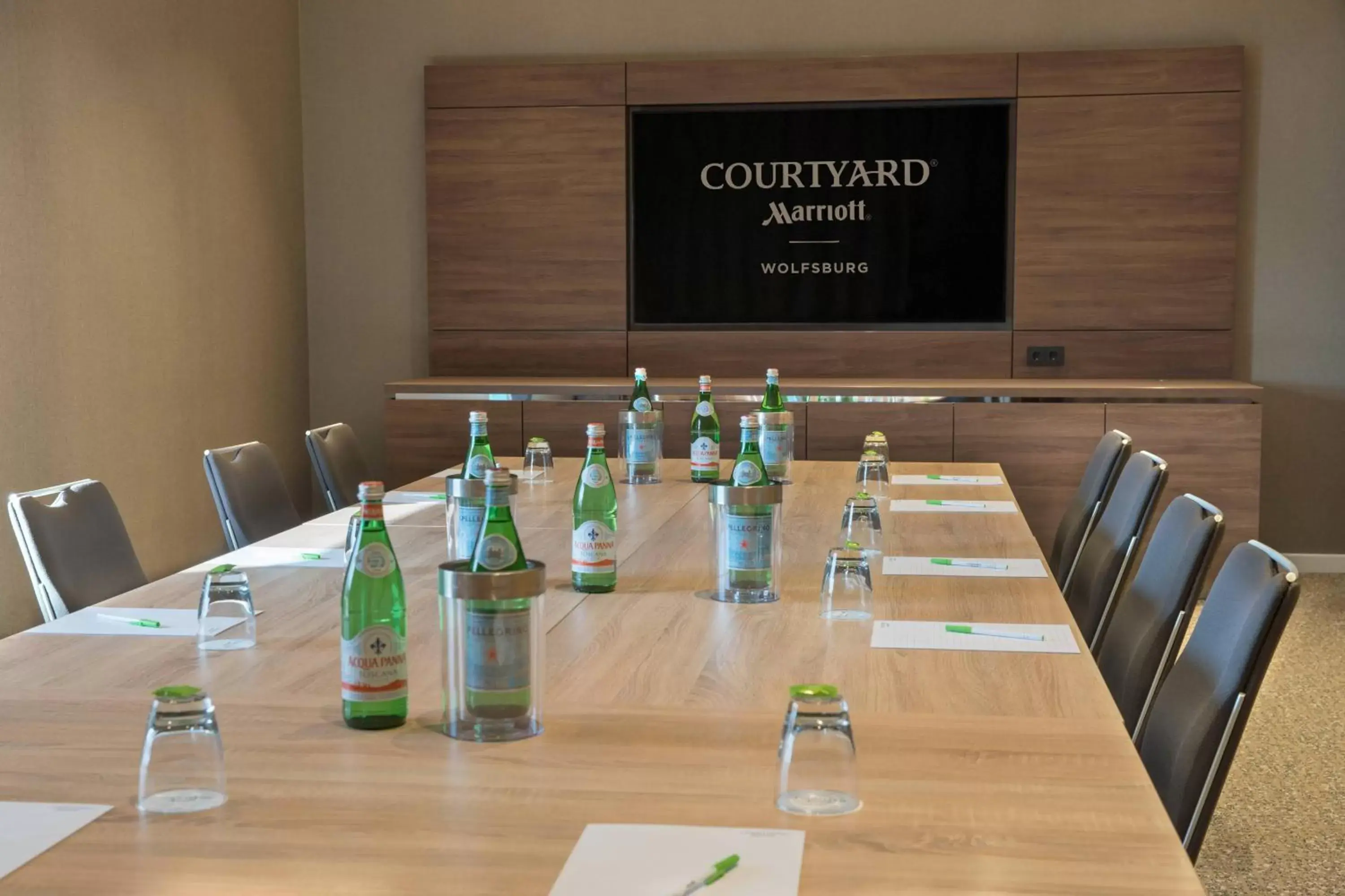 Meeting/conference room, Business Area/Conference Room in Courtyard by Marriott Wolfsburg