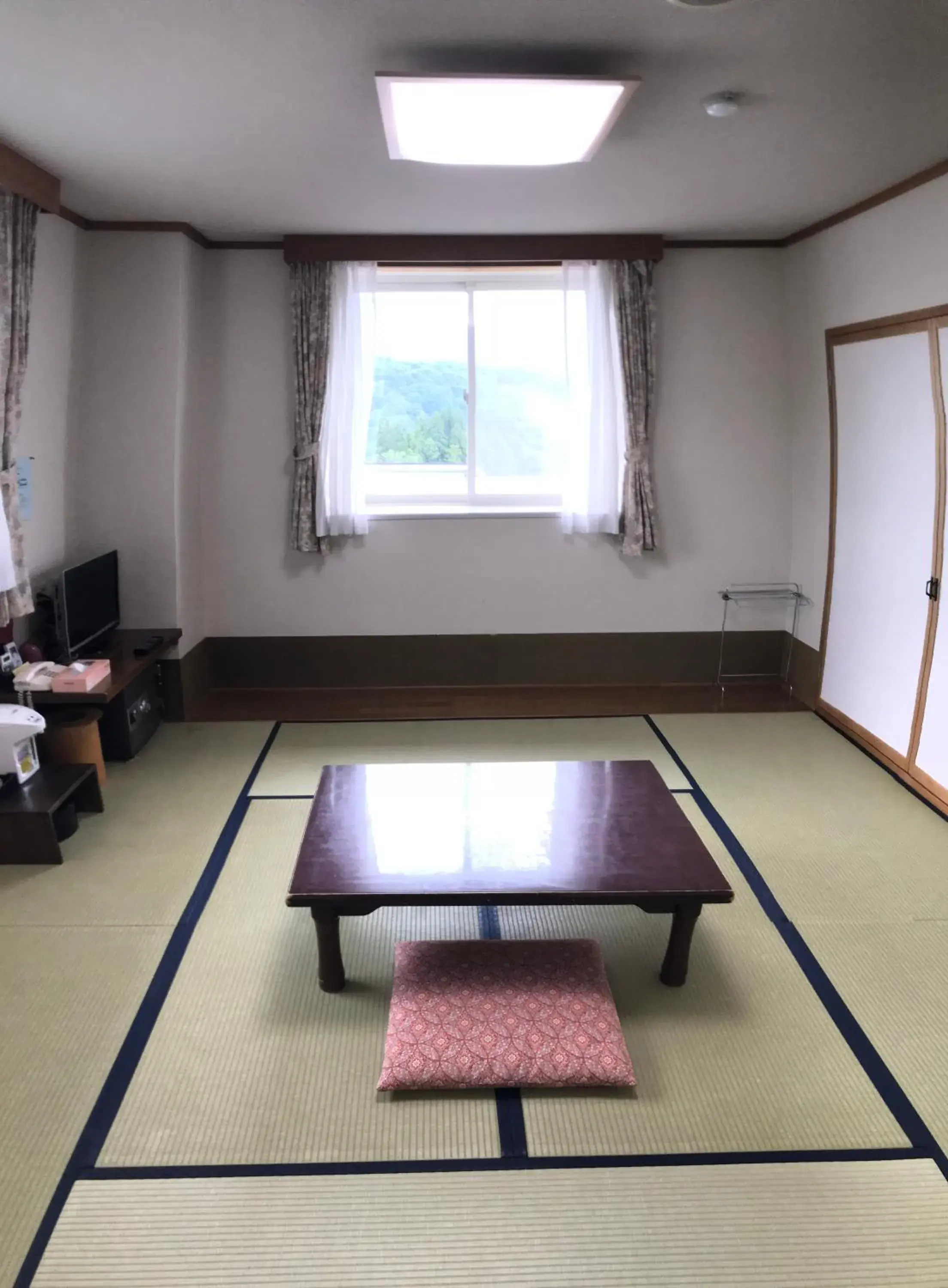 Photo of the whole room, Fitness Center/Facilities in Resort Inn Marion Shinano