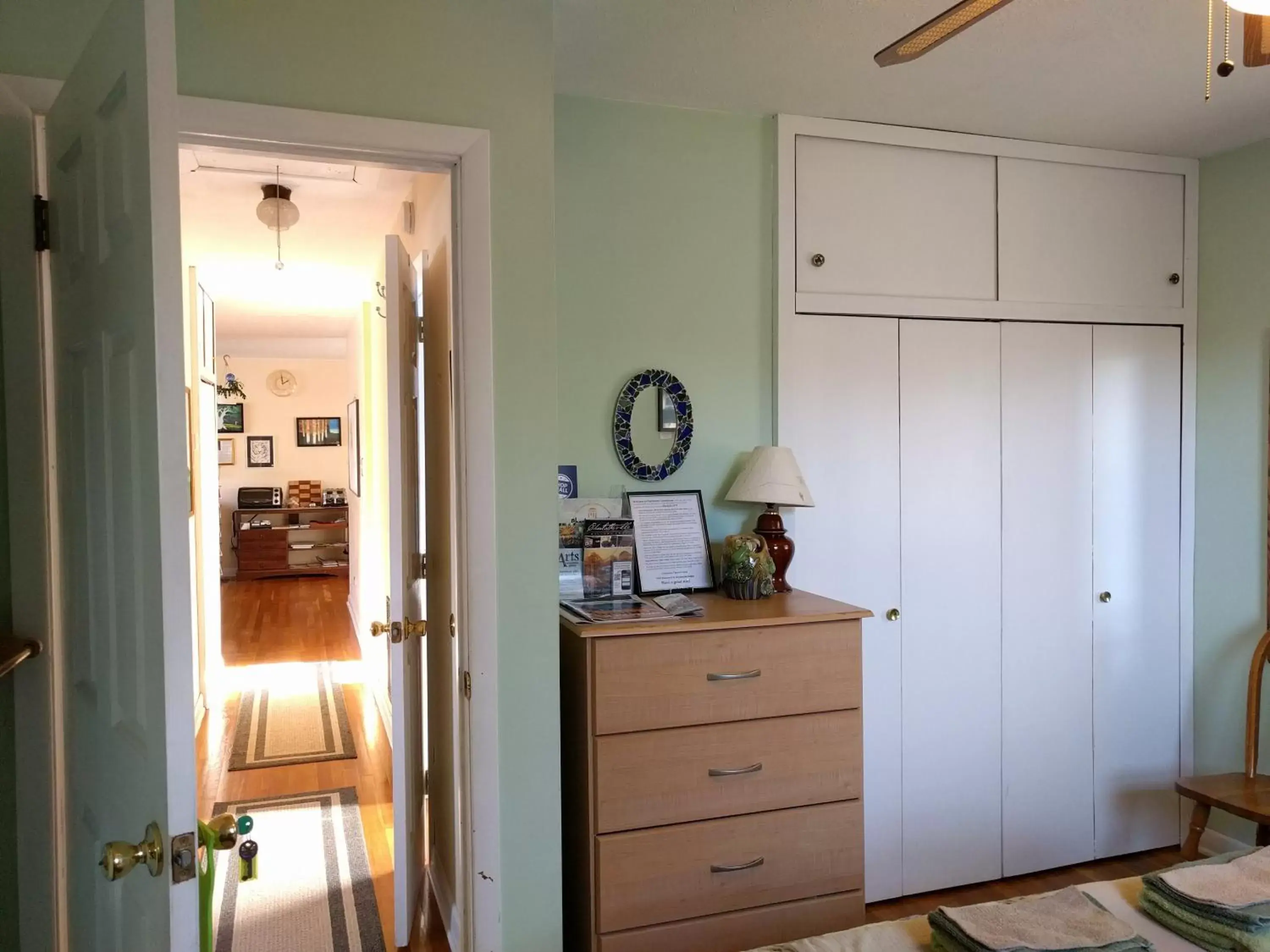 Photo of the whole room, Kitchen/Kitchenette in Fairhaven Guesthouse