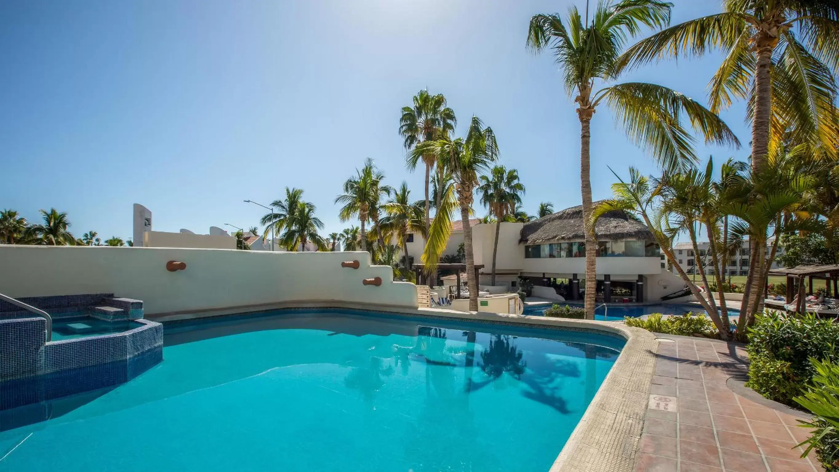 Pool view, Swimming Pool in Park Royal Homestay Los Cabos
