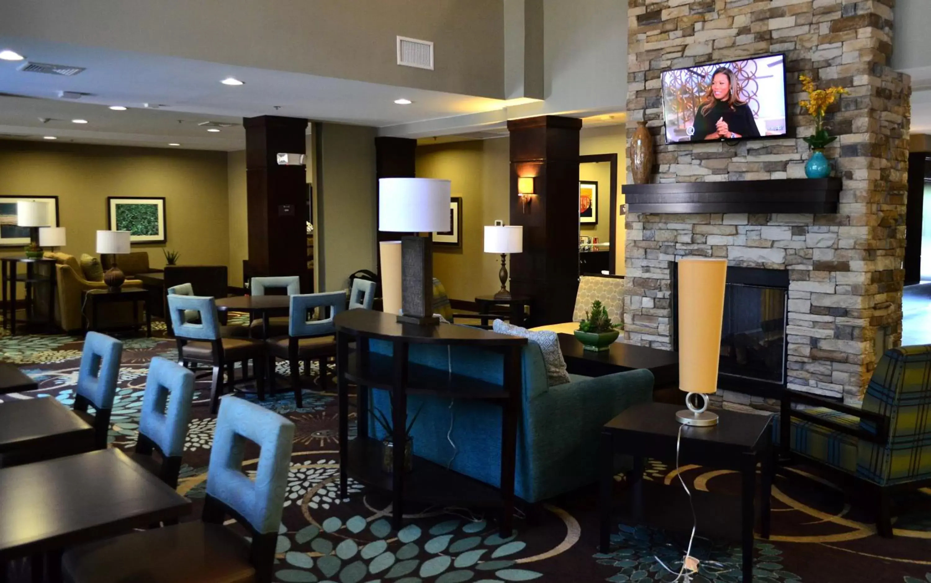 Lobby or reception, Restaurant/Places to Eat in Staybridge Suites North Jacksonville, an IHG Hotel