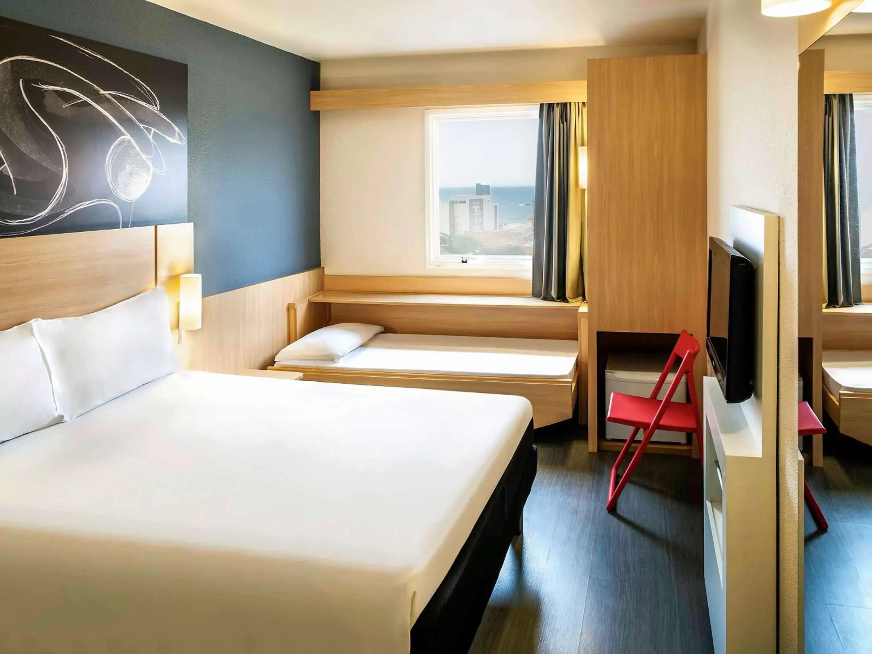 Photo of the whole room, Bed in ibis Macae Photo of the whole room, Bed in ibis Macae