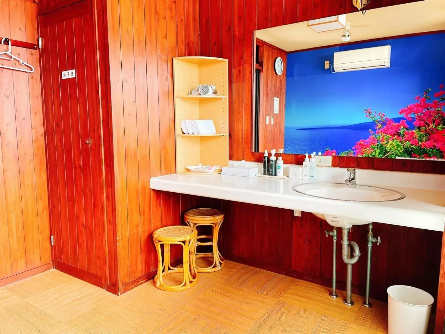 Hot Spring Bath, Bathroom in Tenku Yubo Seikaiso