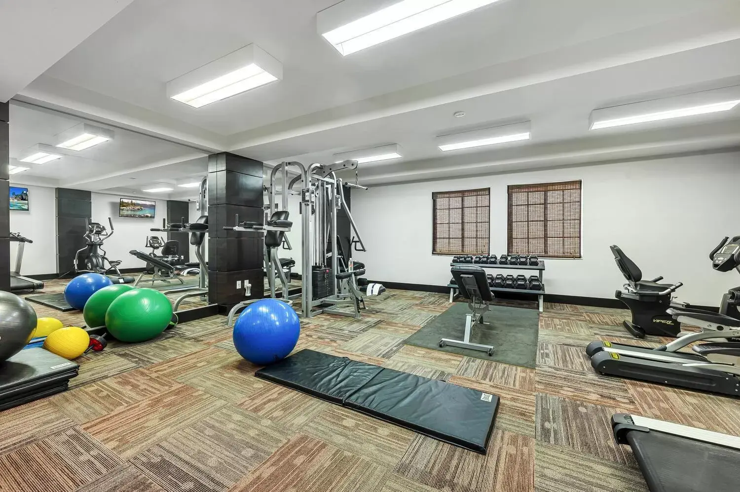 Fitness centre/facilities, Fitness Center/Facilities in Bayfront Inn 5th Avenue