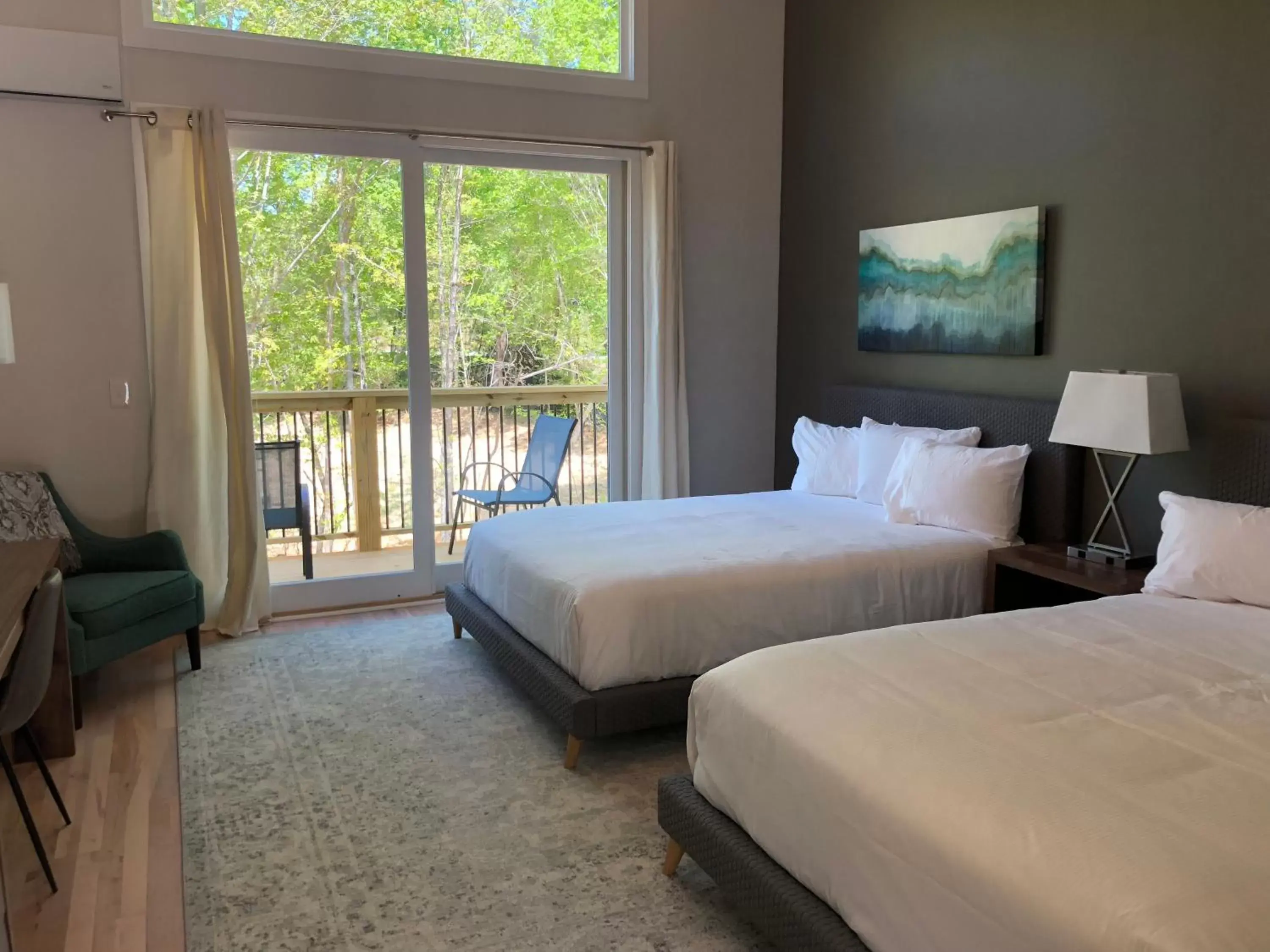 Bed in The Limelight Inn Bed in The Limelight Inn