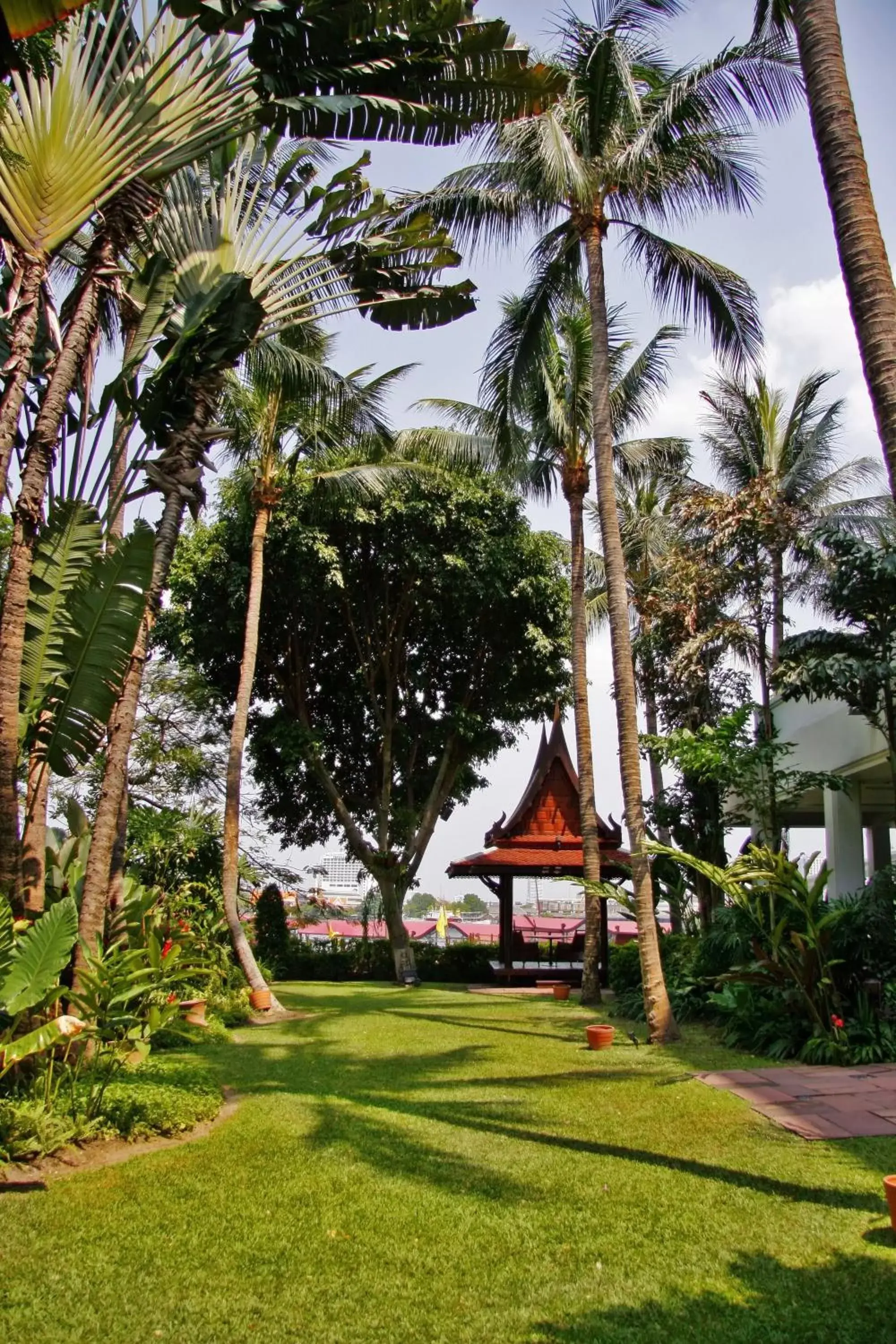 Facade/entrance, Garden in Anantara Riverside Bangkok Resort