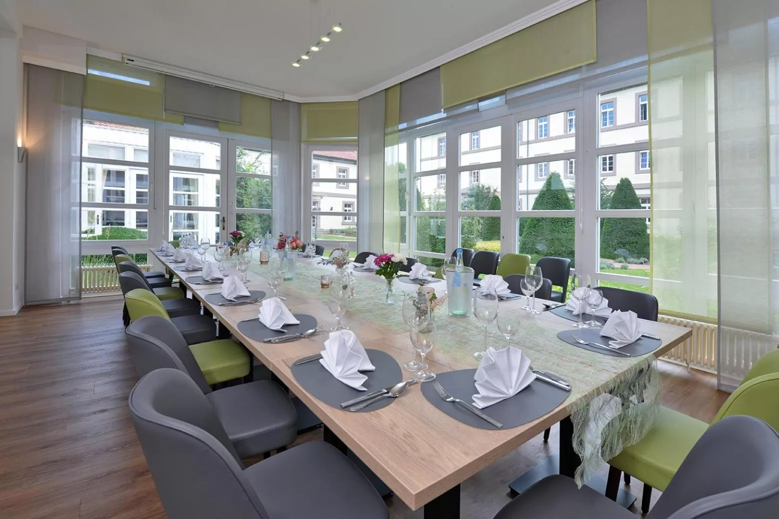 Restaurant/places to eat in Hotel Stadt Hameln