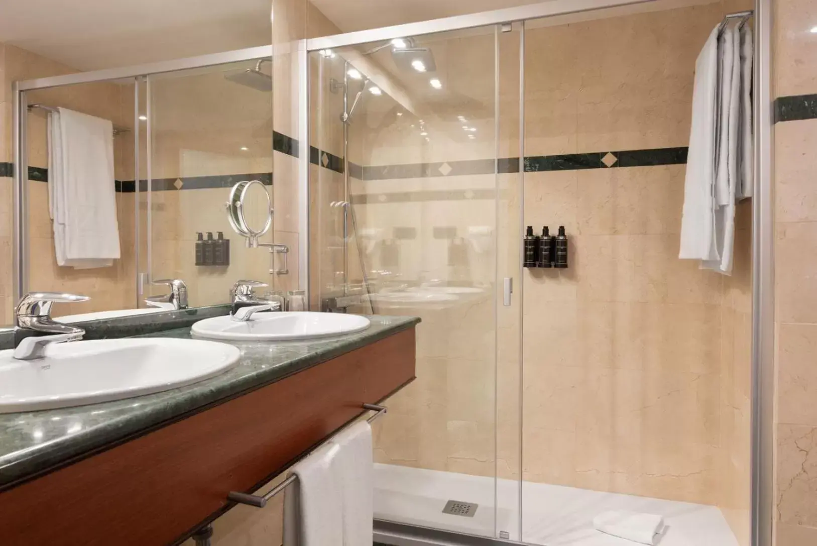 Shower, Bathroom in Eurostars Ciudad de La Coruña
