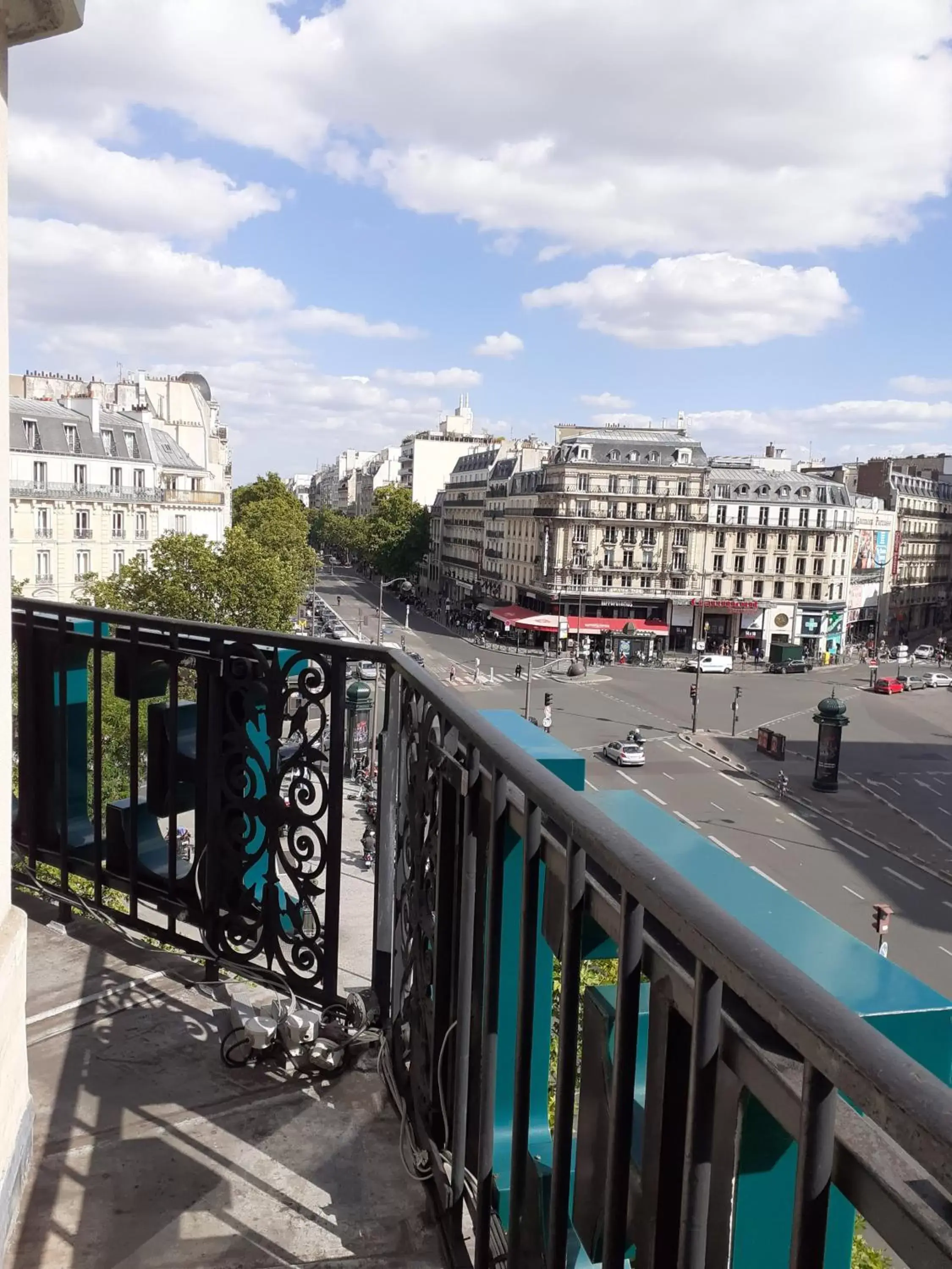 Balcony/Terrace in Hôtel Edouard 6 by Malone