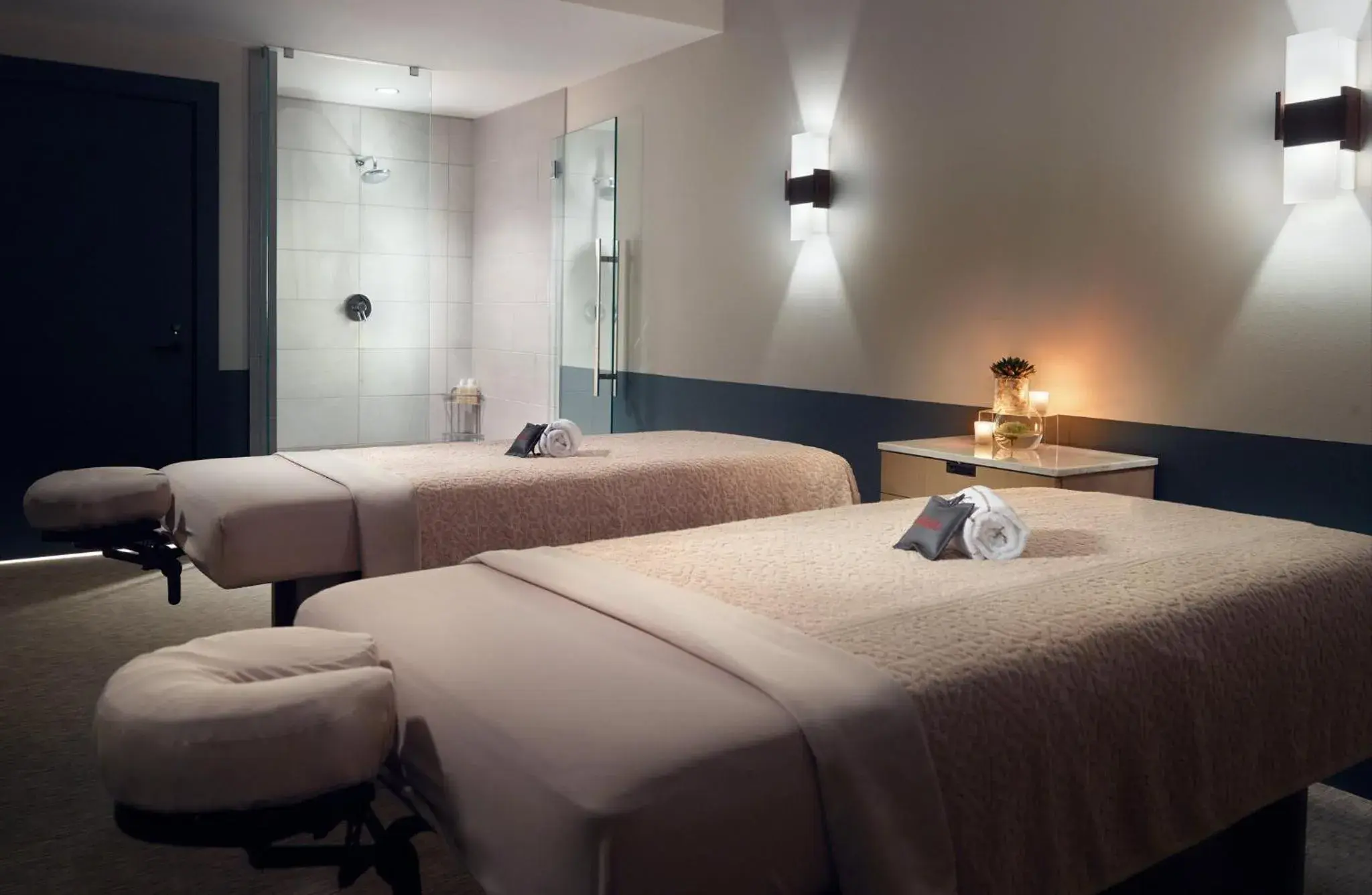 Spa and wellness centre/facilities, Bed in Omni Barton Creek Resort and Spa Austin
