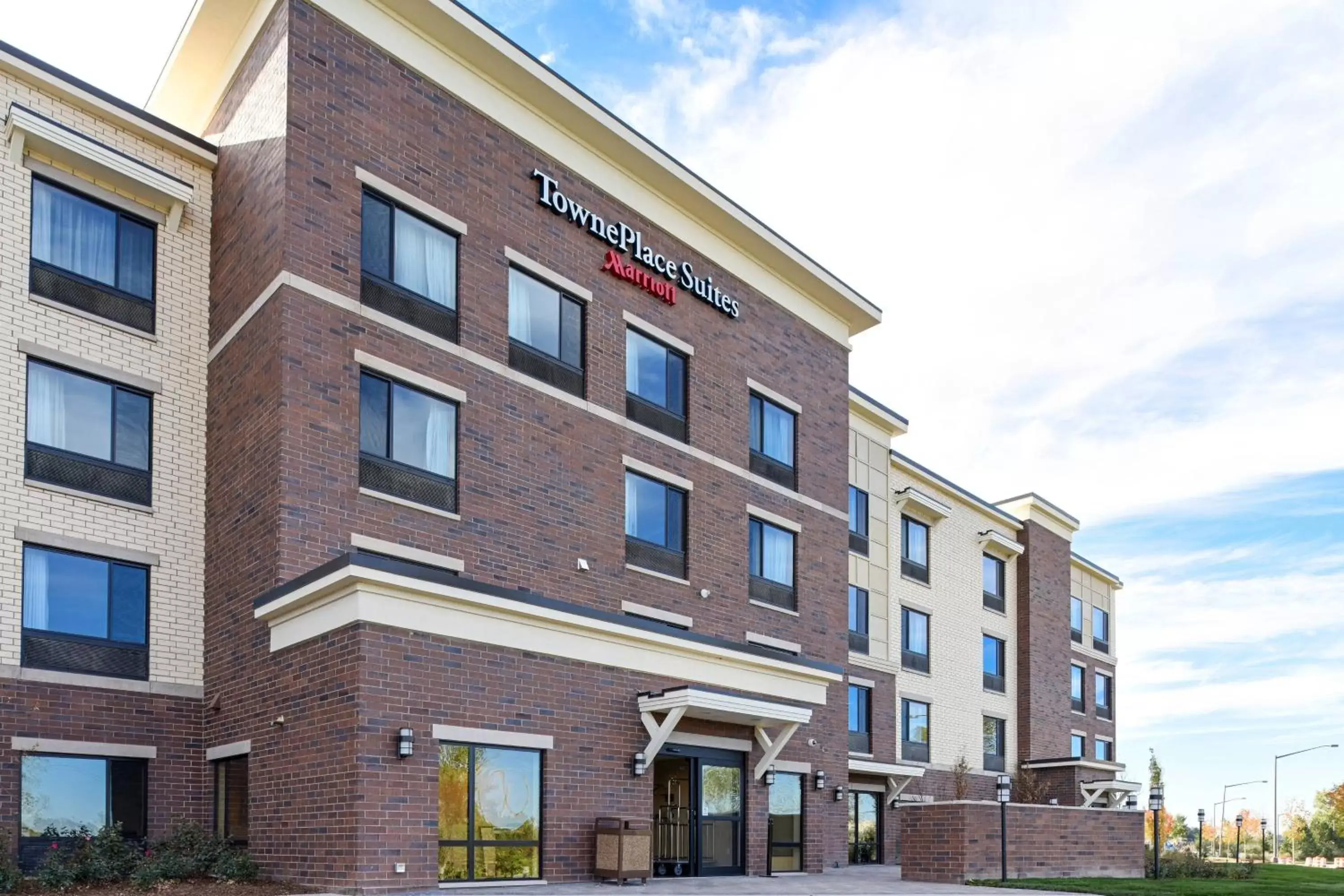 Property Building in TownePlace Suites by Marriott Detroit Commerce