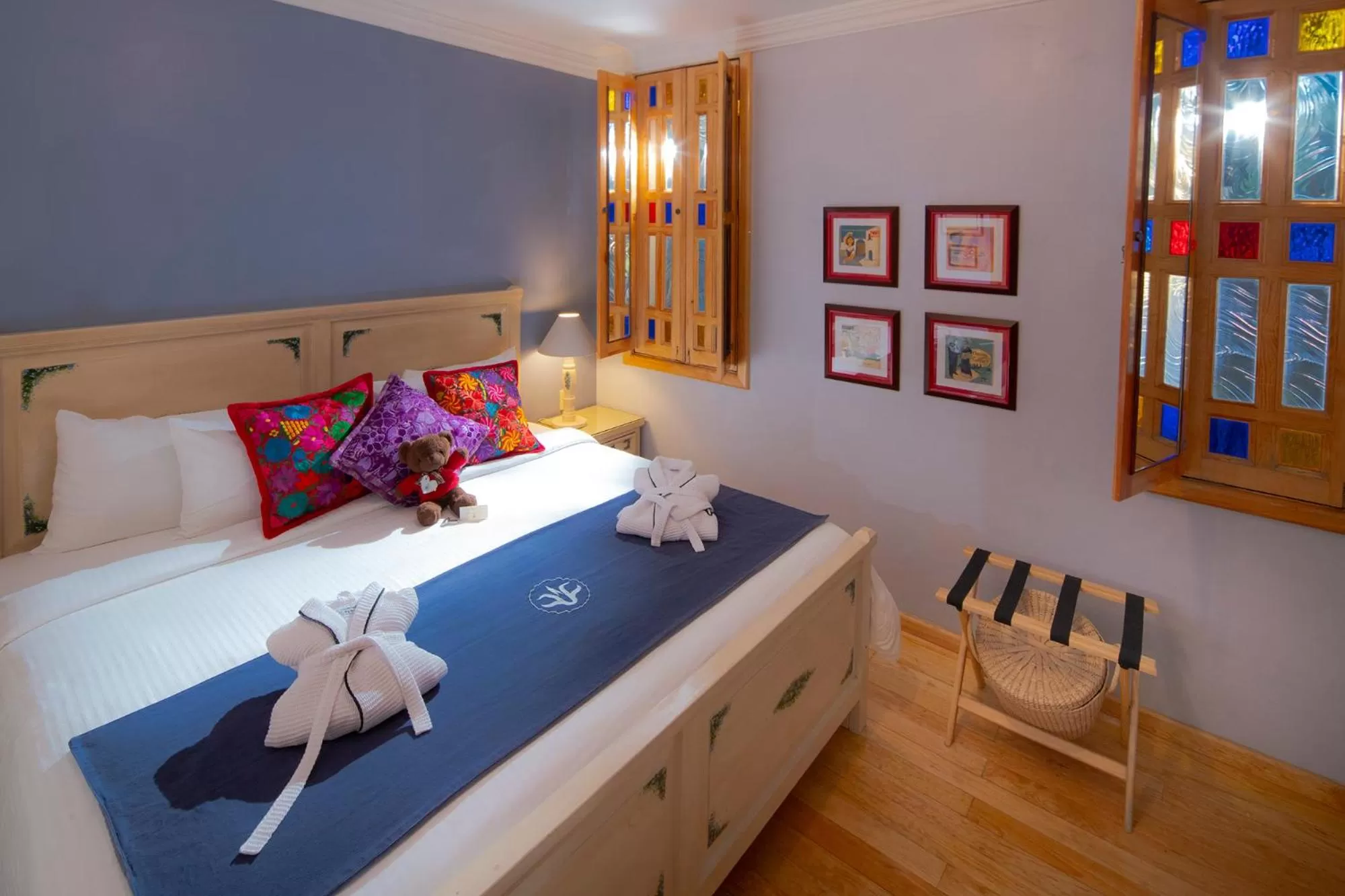 Photo of the whole room, Bed in Hotel Parque México Suites at Condesa