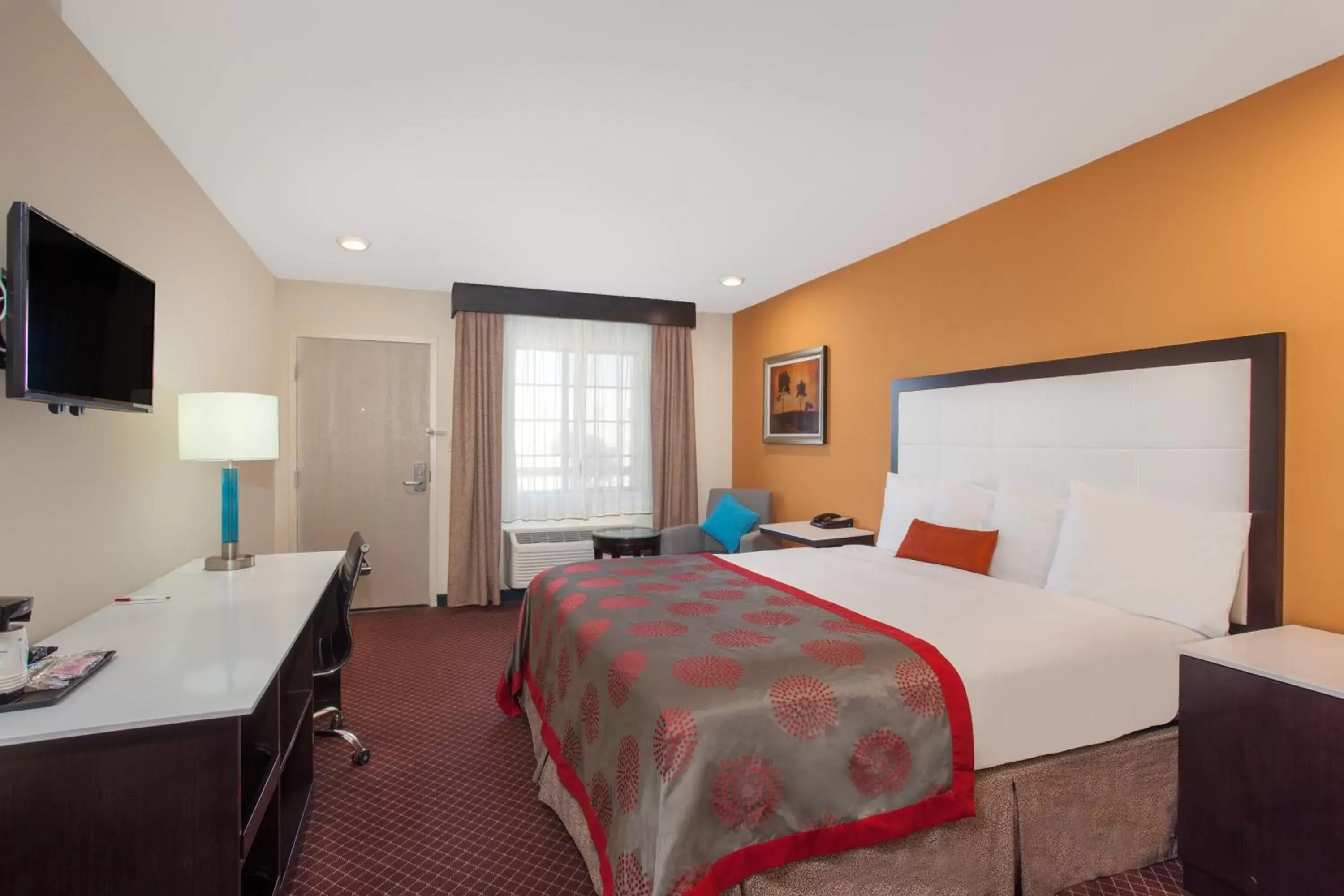 Photo of the whole room, Room Photo in Ramada by Wyndham Culver City
