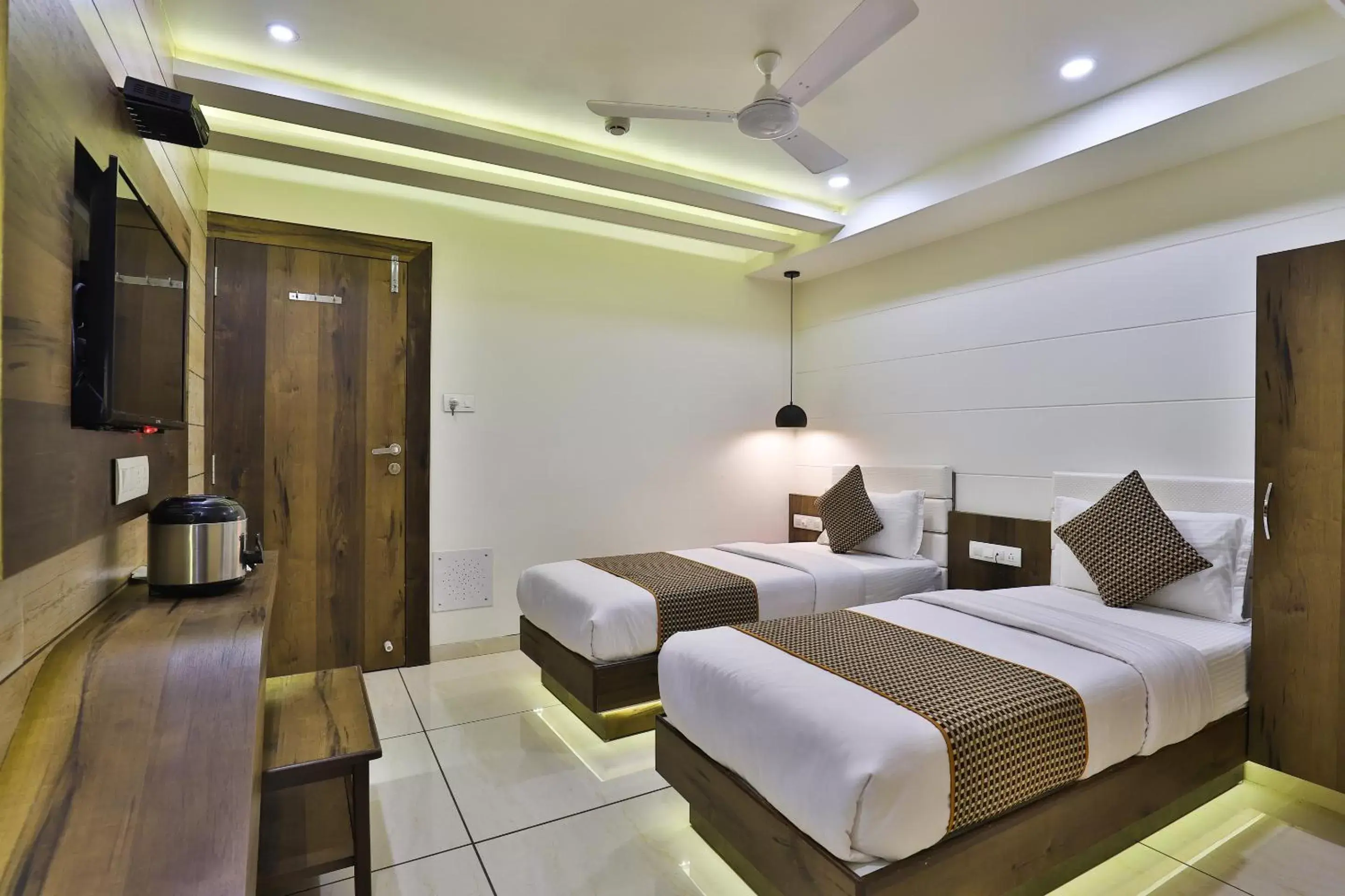 Bedroom, Bed in Hotel Pearl Bedroom, Bed in Hotel Pearl