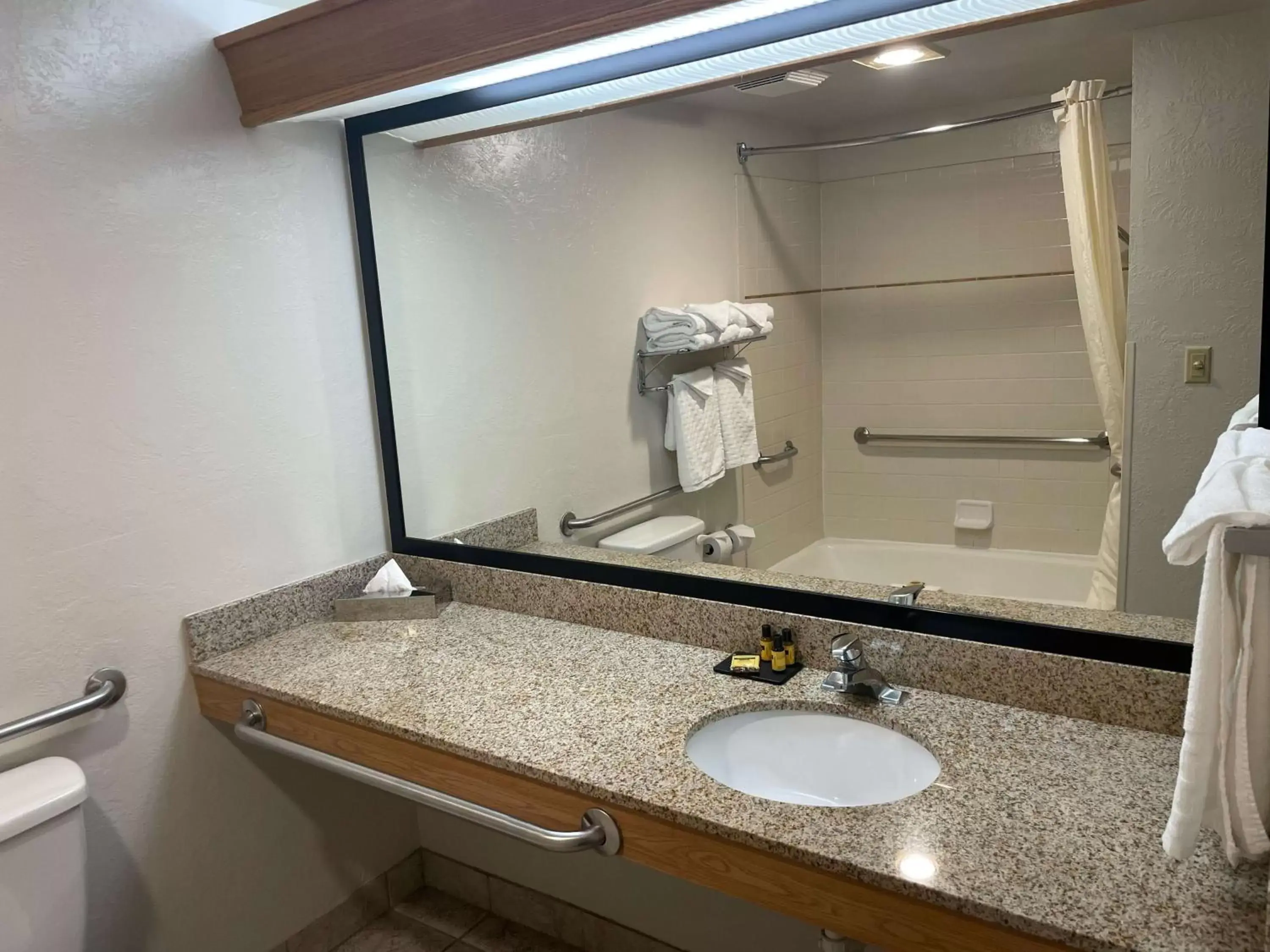 Bathroom in Best Western Plus Caldwell Inn & Suites