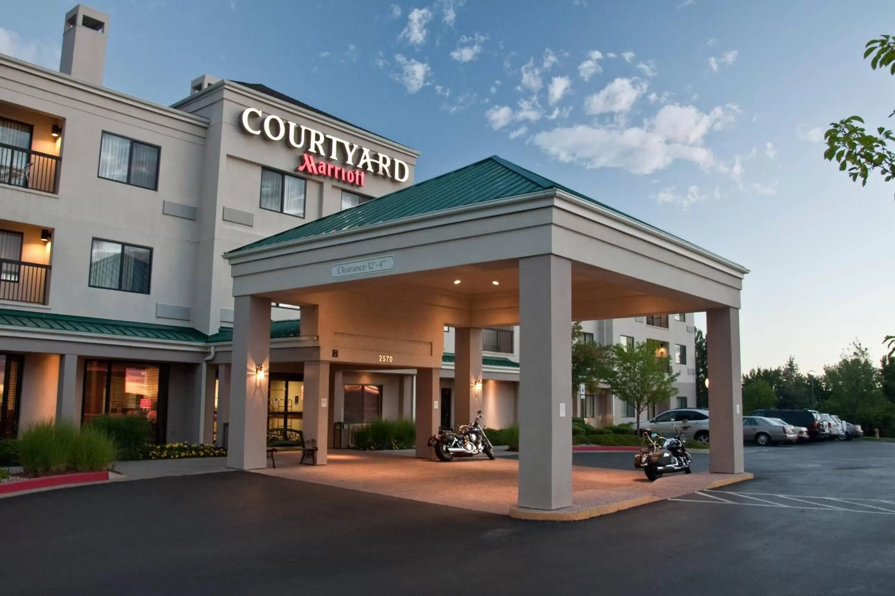 Property Building in Courtyard by Marriott Colorado Springs South