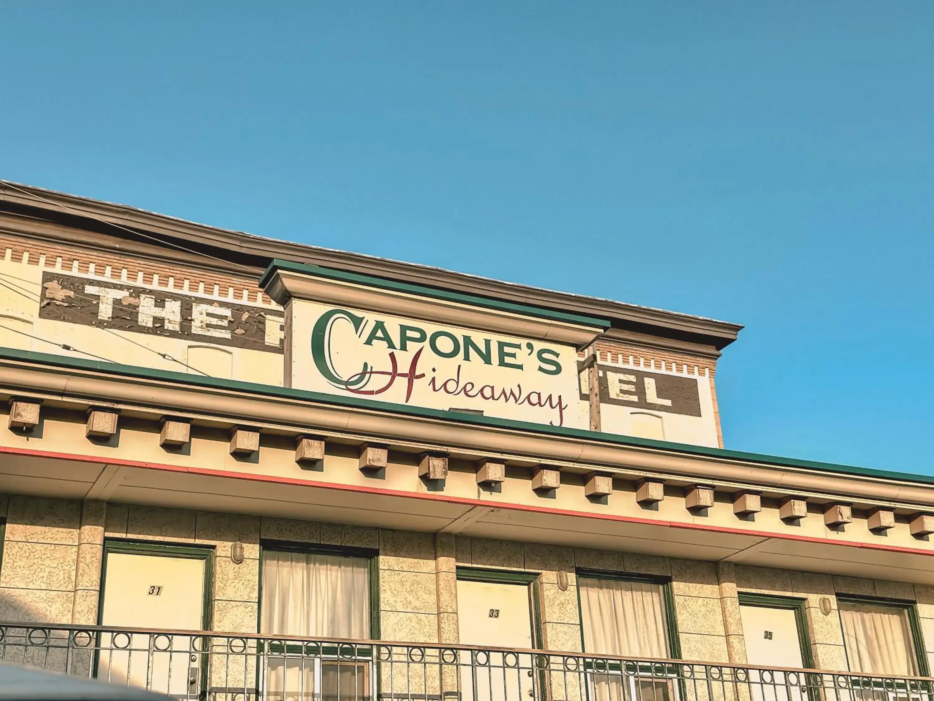Property Building in Capone's Hideaway Motel