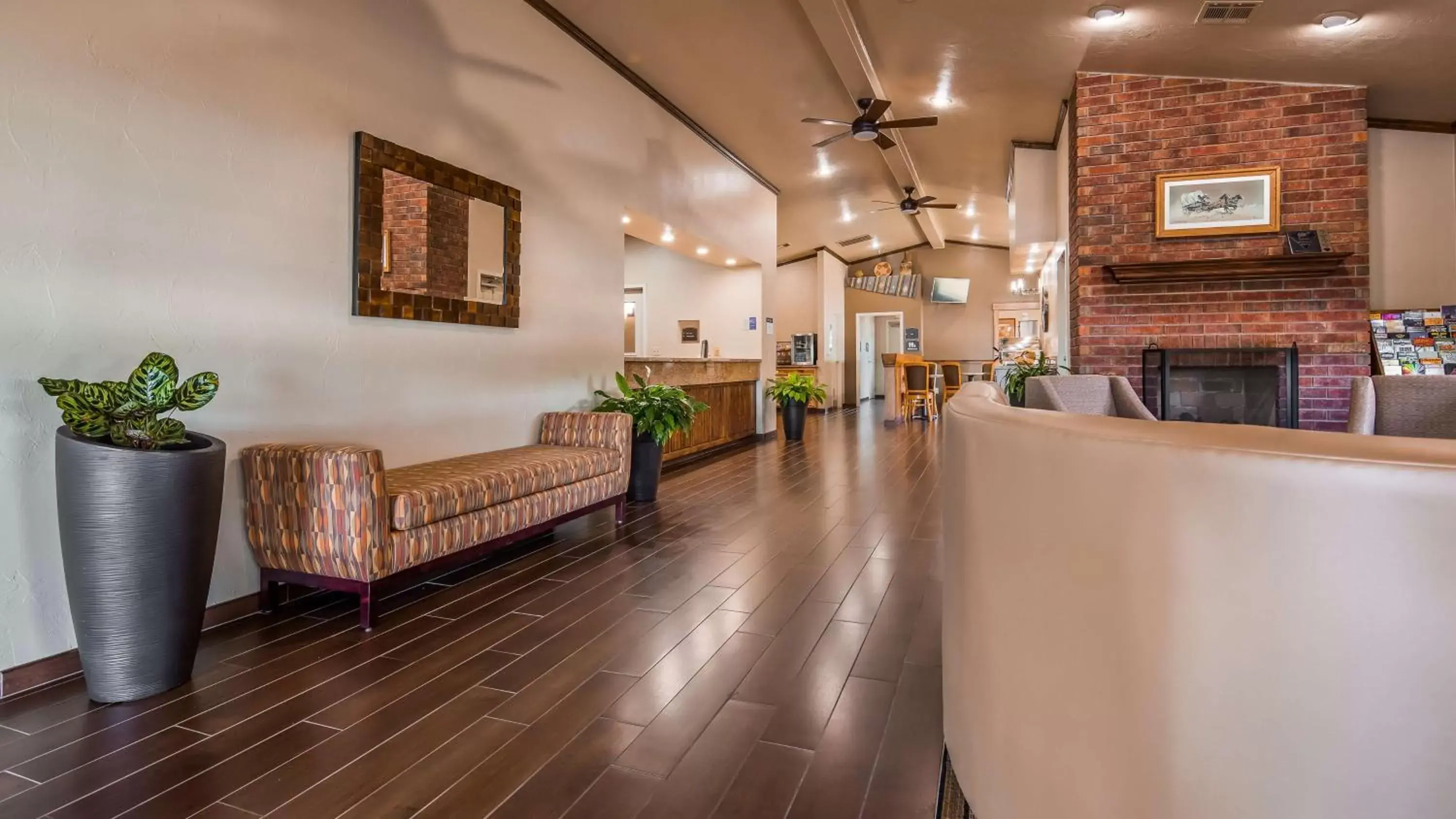 Lobby or reception in Best Western TimberRidge Inn Lobby or reception in Best Western TimberRidge Inn