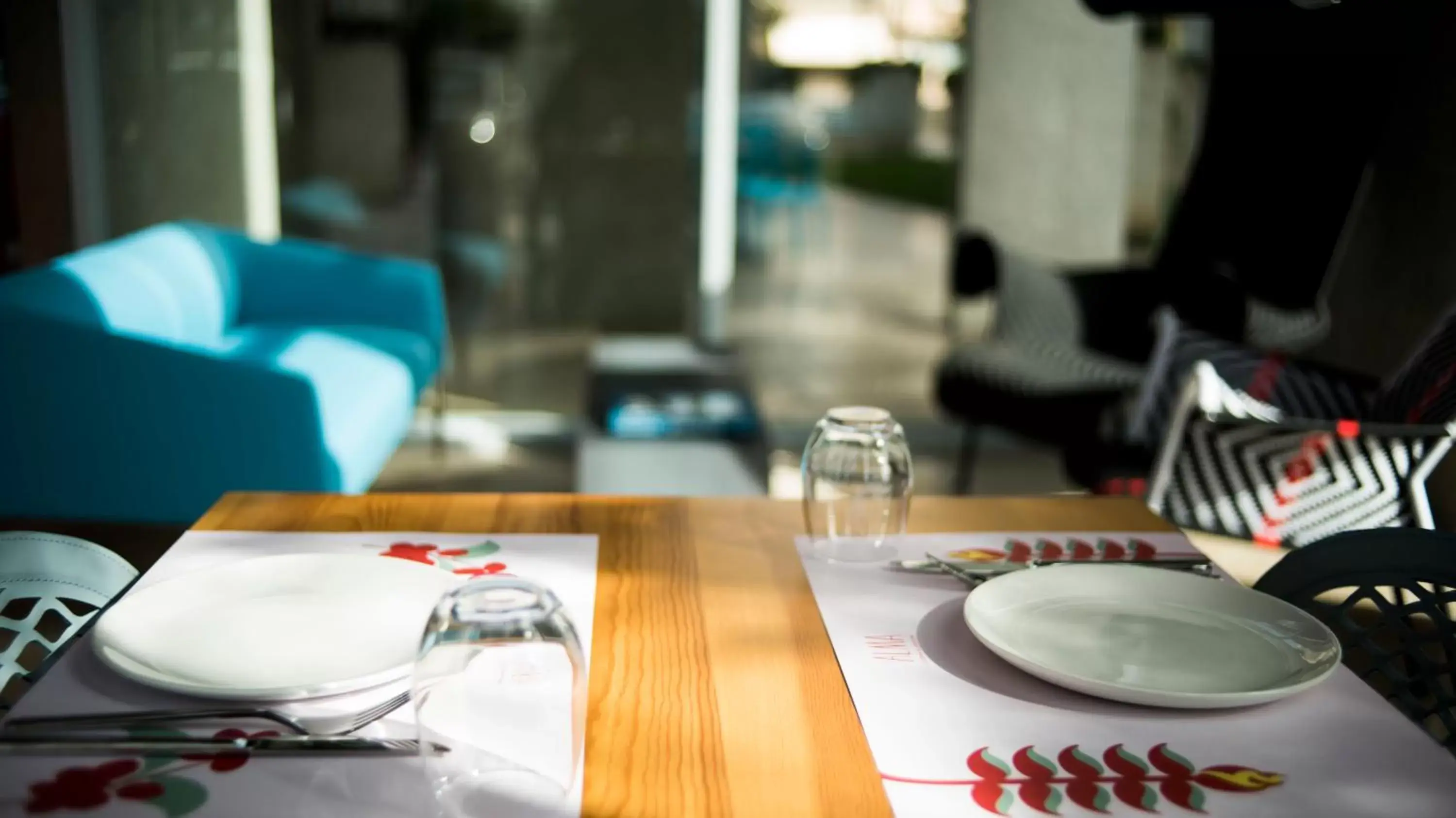 Restaurant/places to eat in Bossa Nova Beirut Hotel Restaurant/places to eat in Bossa Nova Beirut Hotel