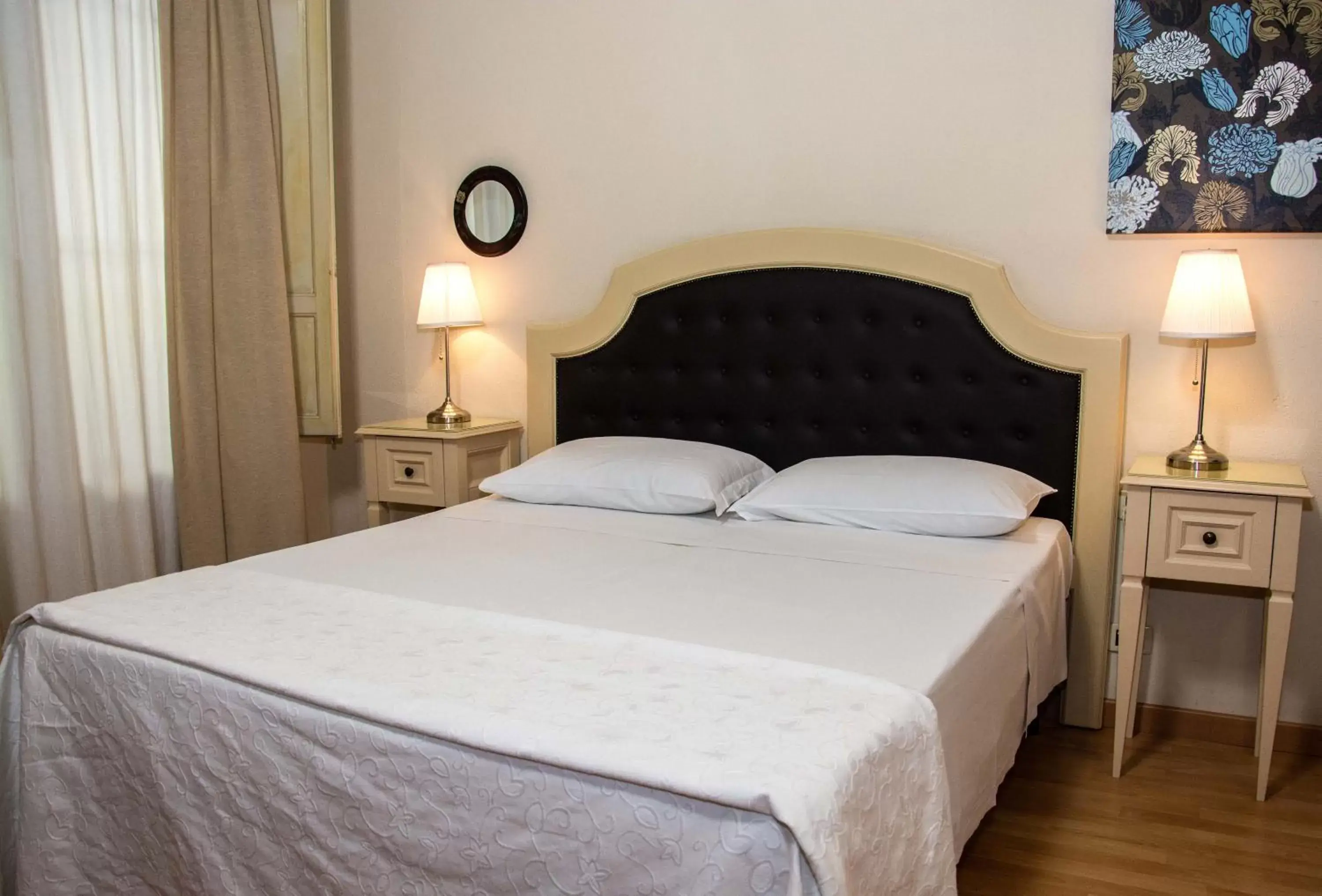 Bed in La Collegiata Guest House