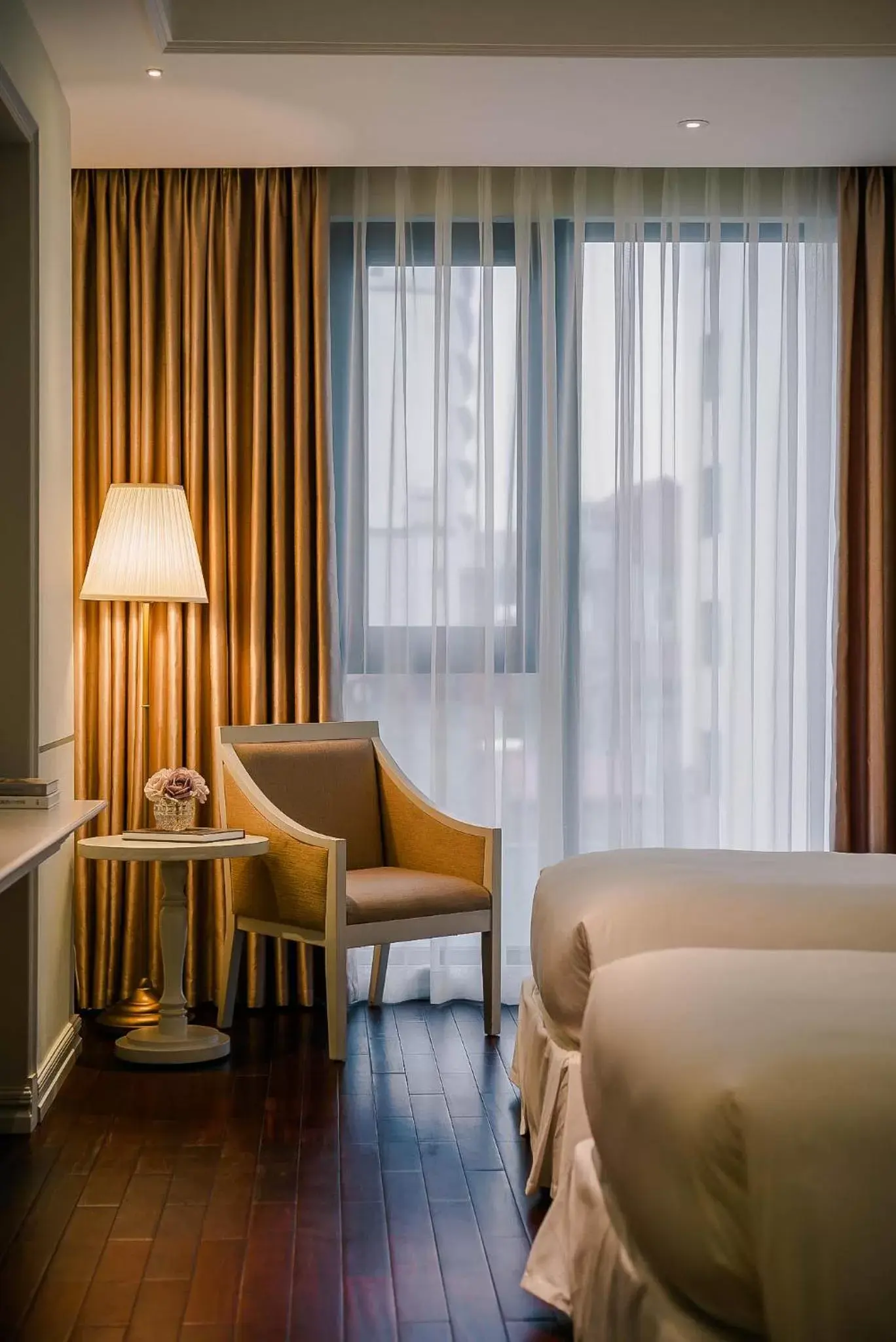 Bed, Seating Area in Le Jardin Hotel Haute Couture