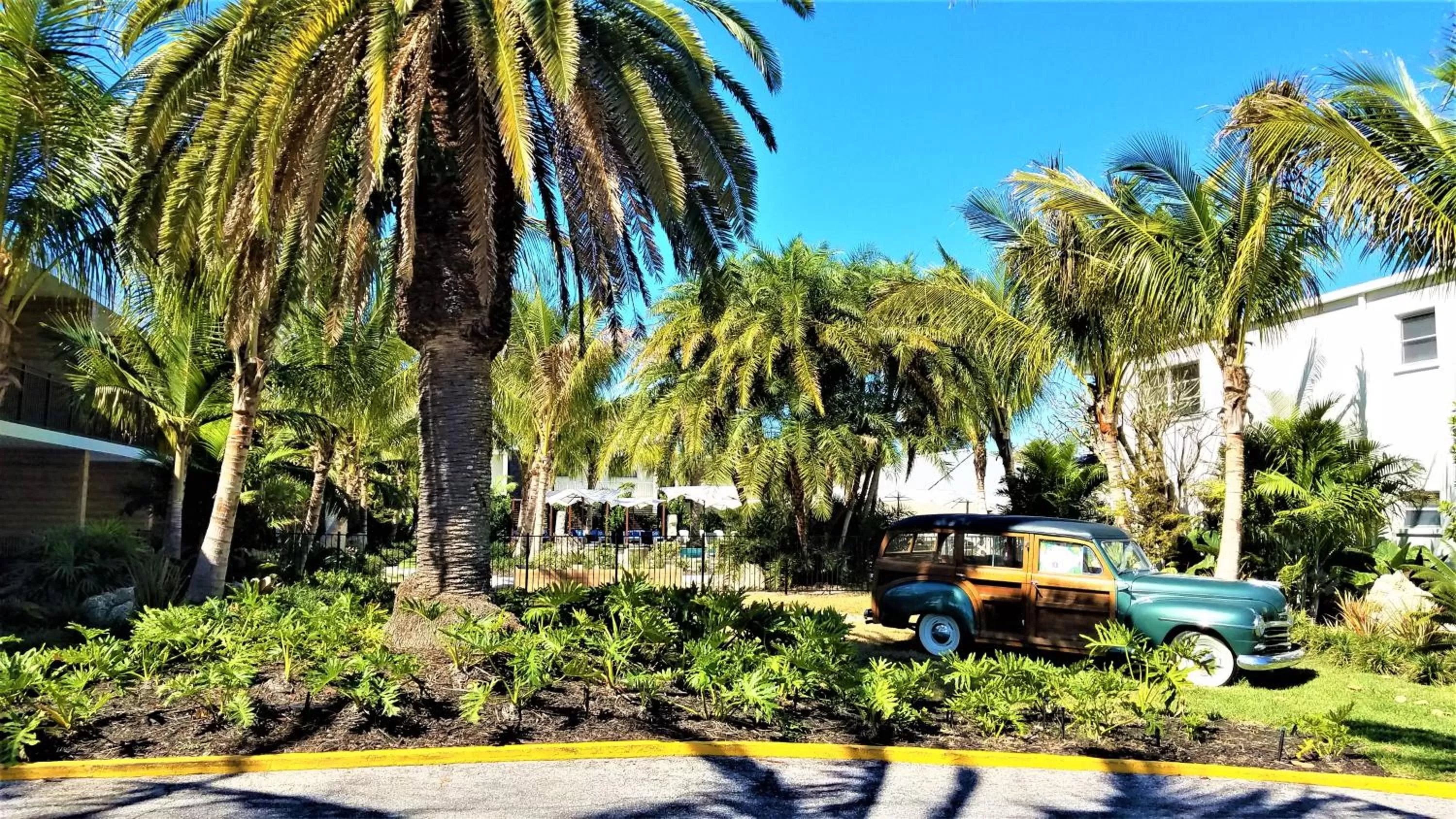 Property building in Bali Hai Beachfront Resort and Spa