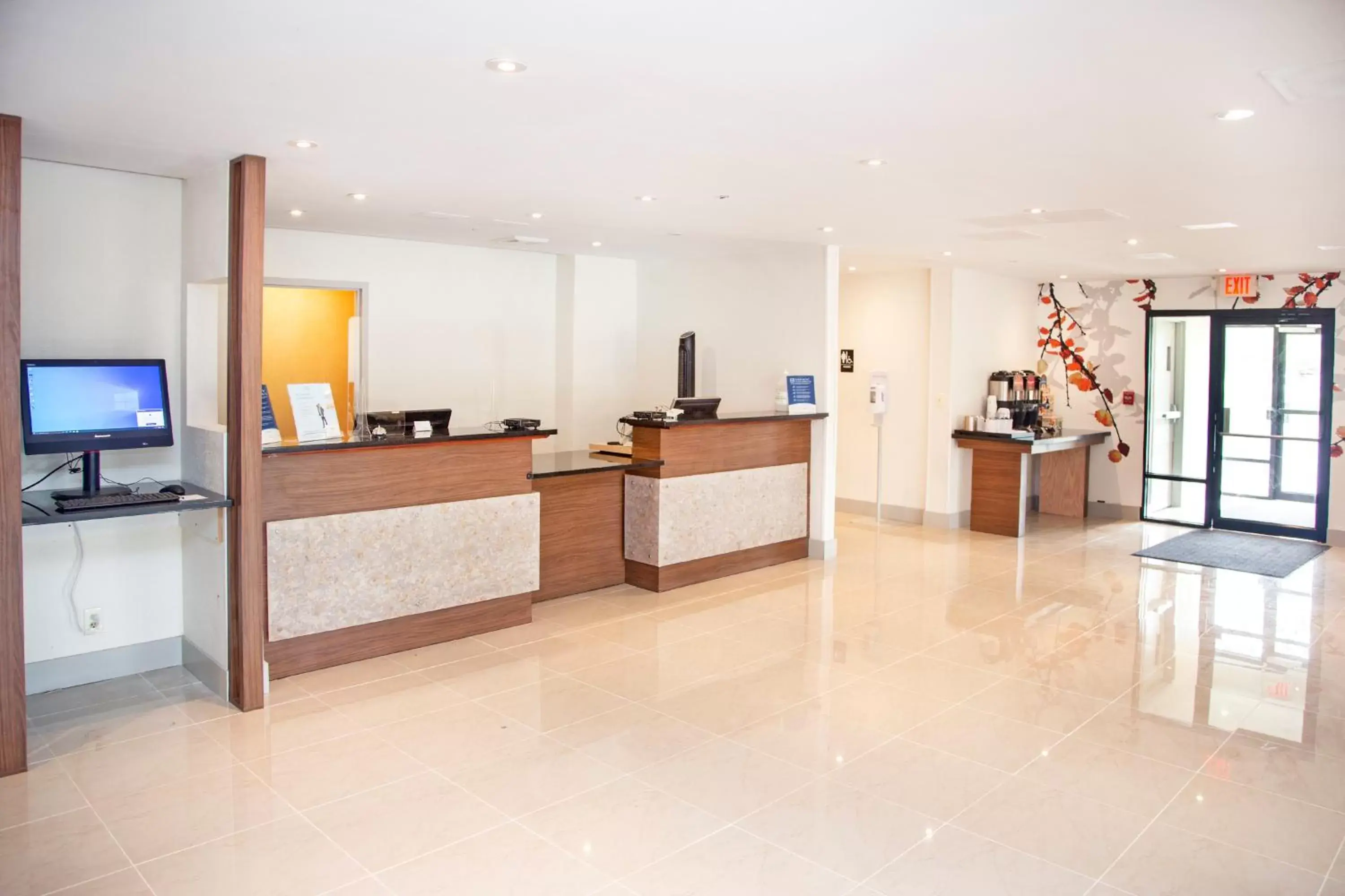 Lobby or reception, Lobby/Reception in Extended Stay America Suites Springfield